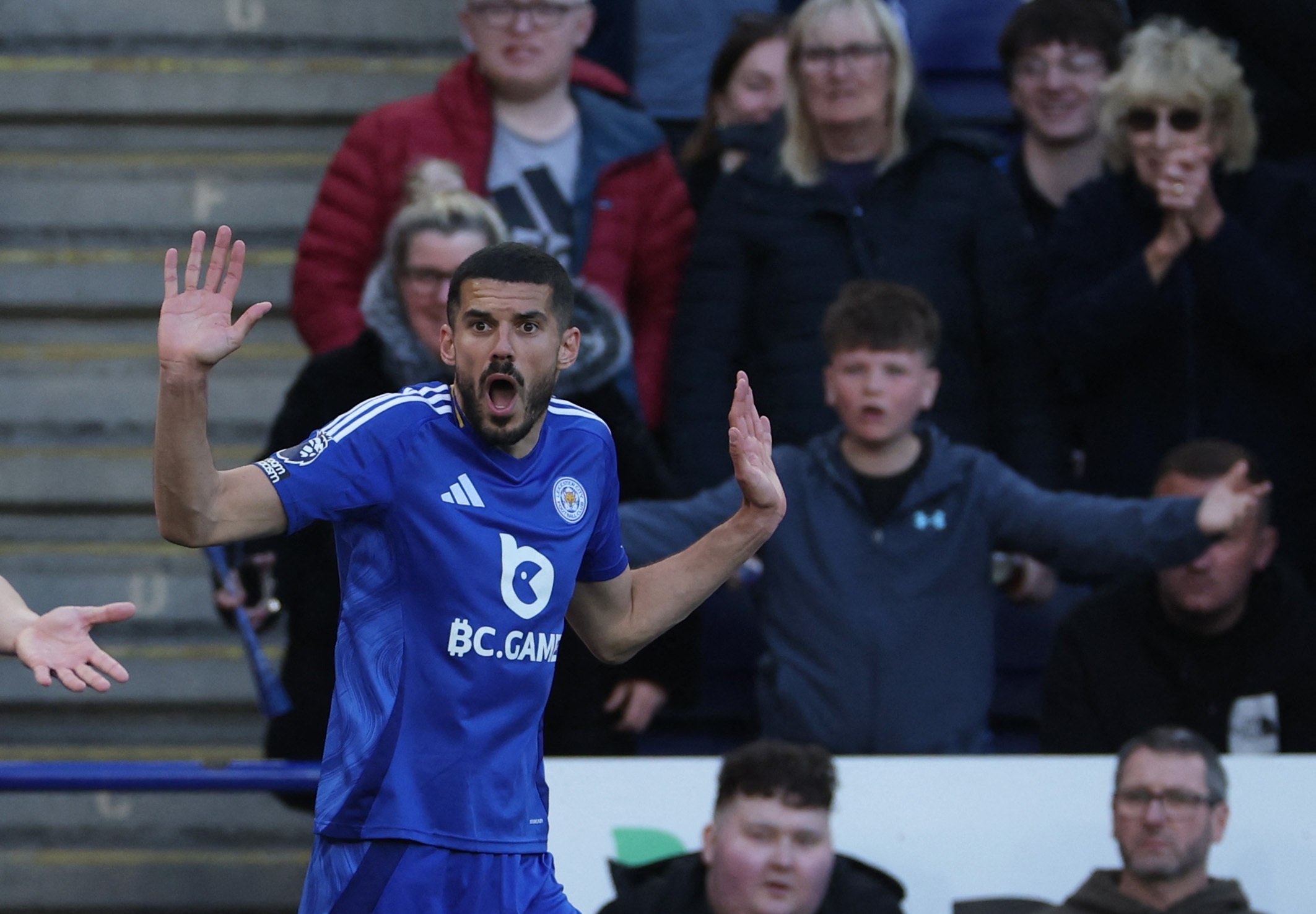 Doan ket bi kich cua Leicester hinh anh