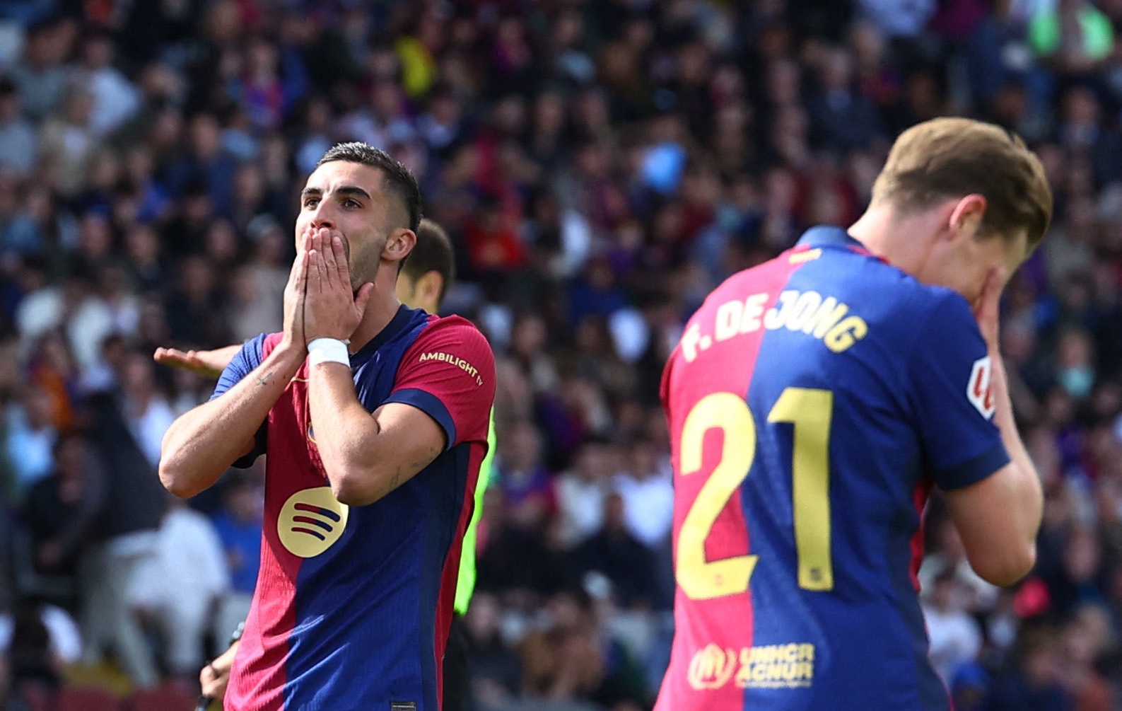 Noi bo Barcelona luc duc hinh anh