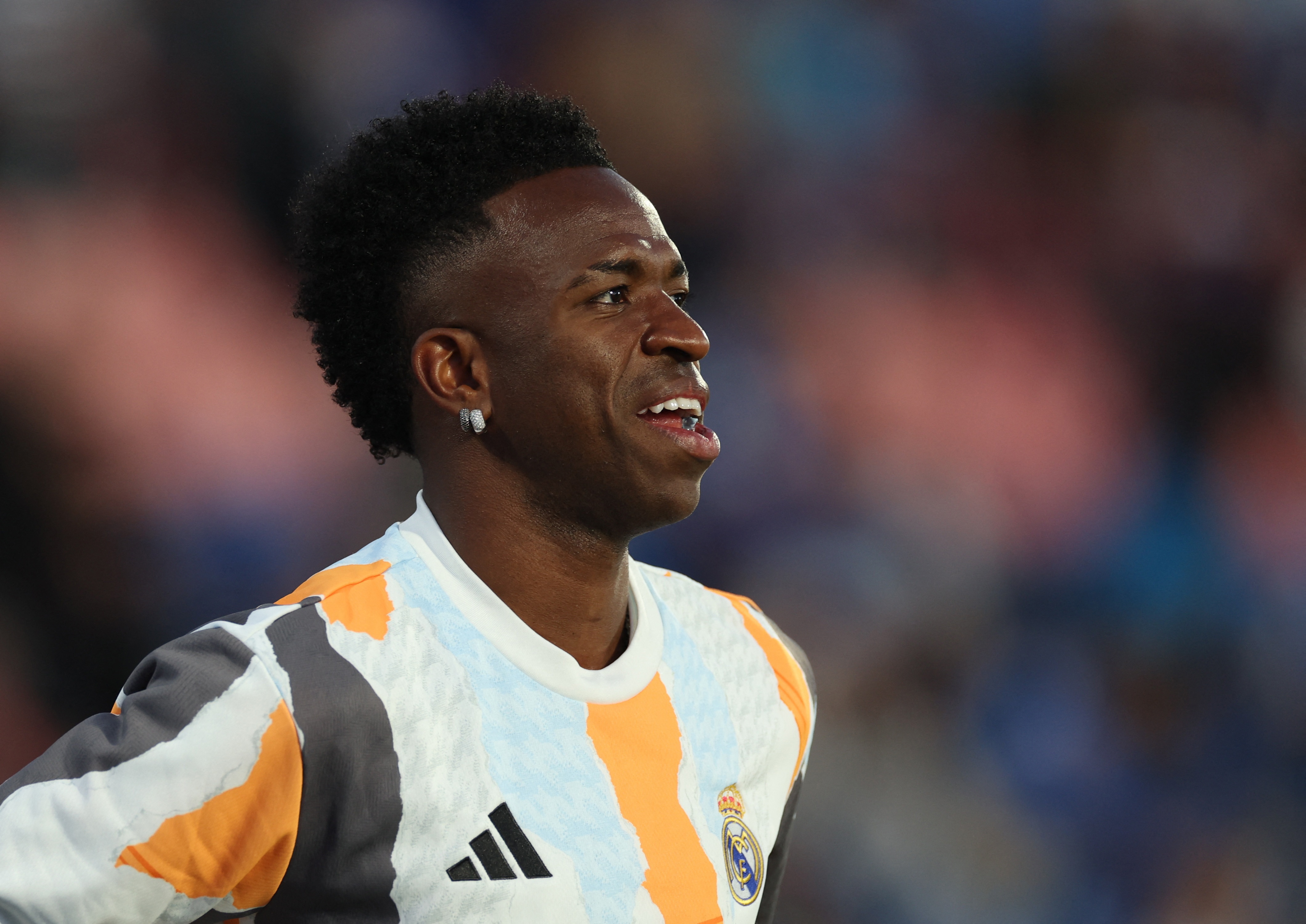 Vinicius ‘ngat lien lac’ voi Real Madrid vi luong chua xung tam hinh anh