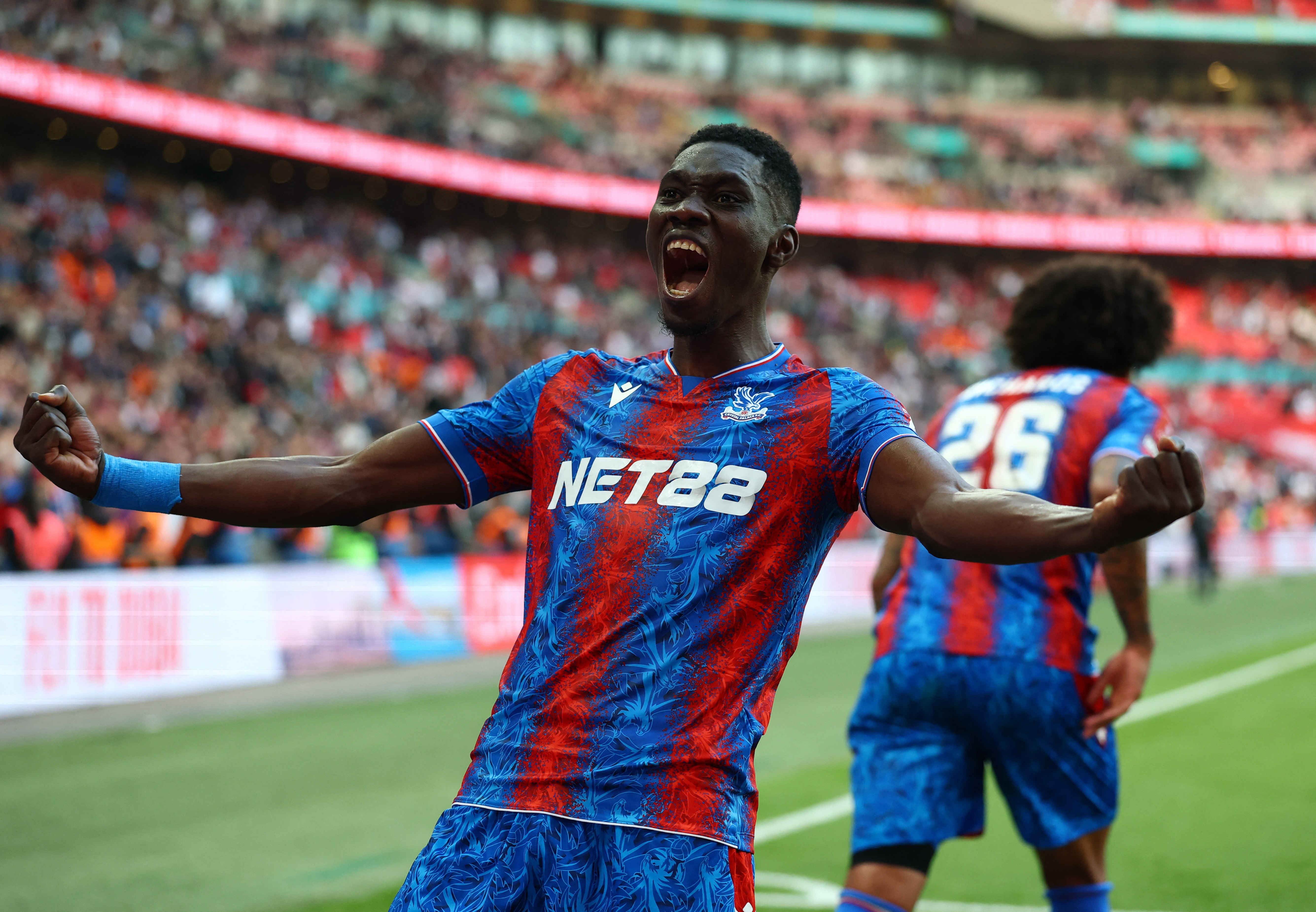 Crystal Palace vao chung ket FA Cup hinh anh