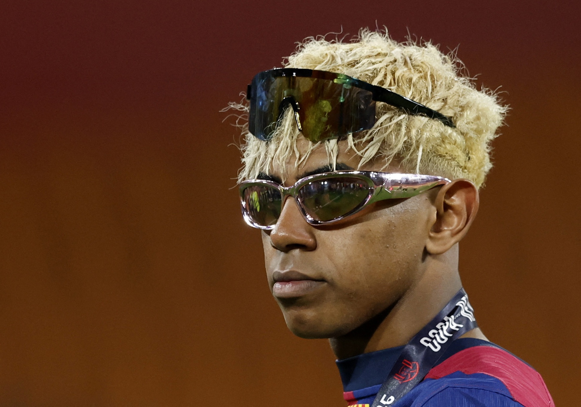 Lamine Yamal viet tiep trang su oai hung hinh anh