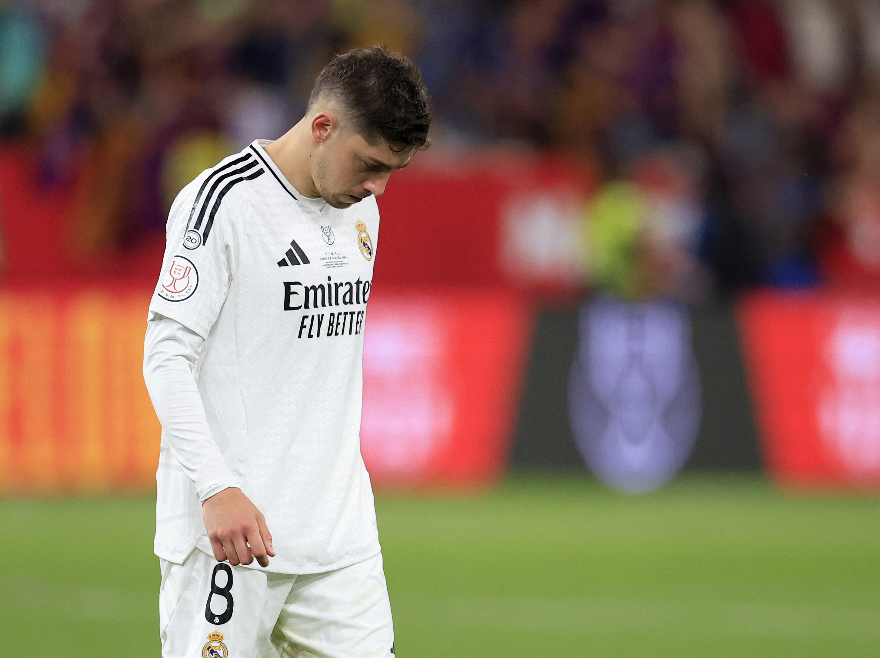 Real Madrid va su suy tan cua mot de che hinh anh