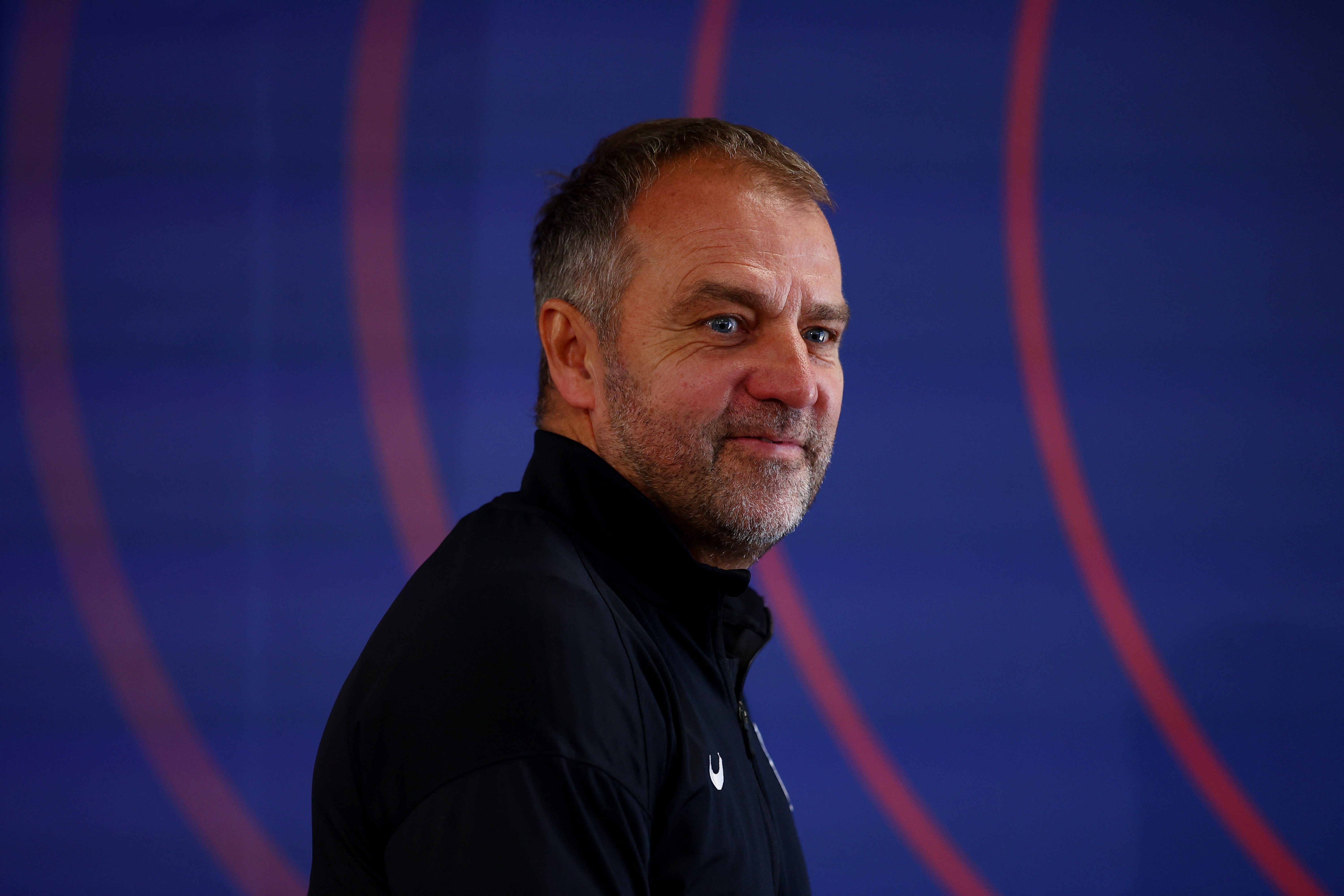 Dieu chua biet ve HLV Barcelona hinh anh