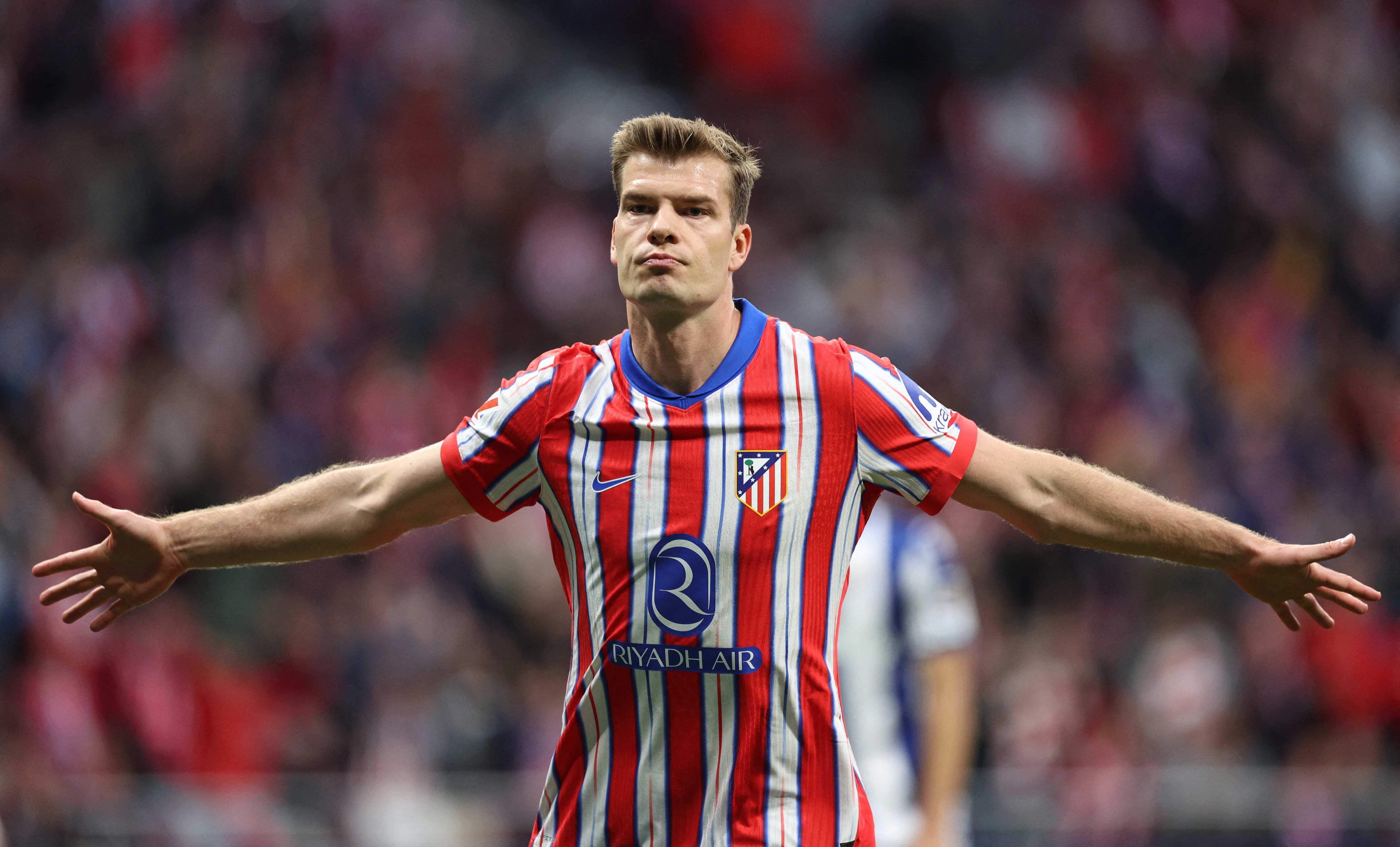 Sorloth di vao lich su La Liga hinh anh