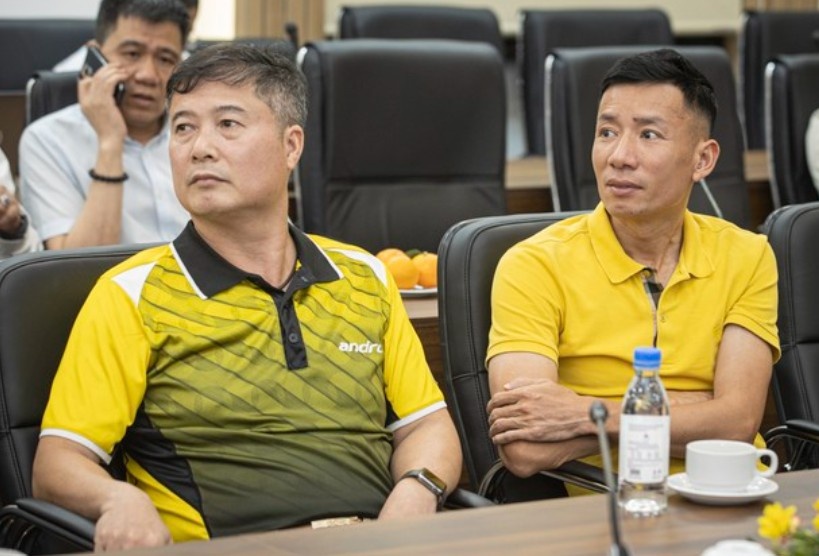 Tay vot tre thach thuc cuu binh o Giai vo dich bong ban quoc gia hinh anh