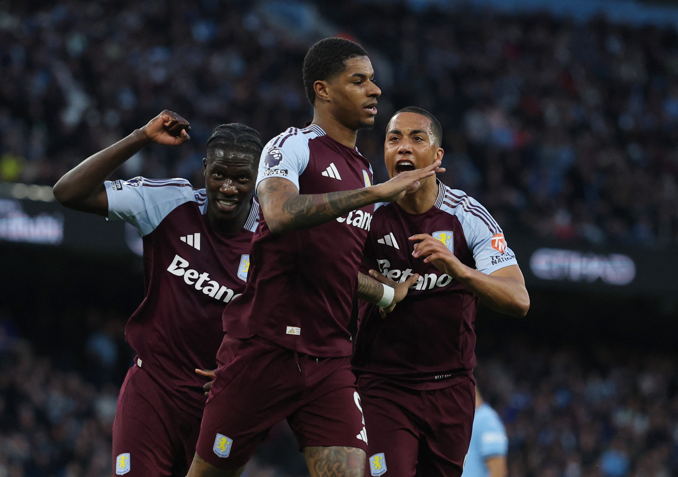 Barca chieu mo Rashford anh 1