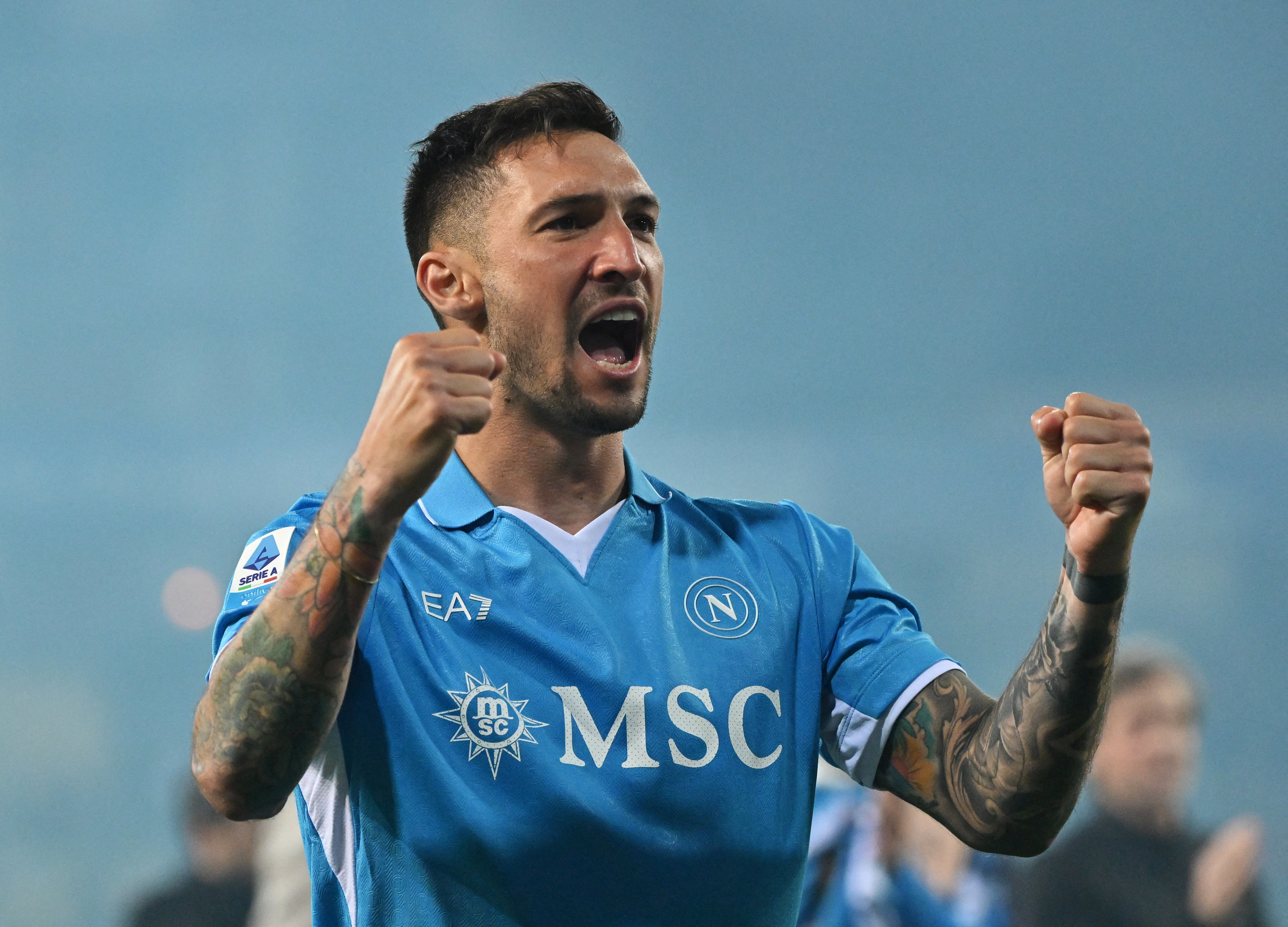 Serie A hien tai hap dan nhat the gioi hinh anh