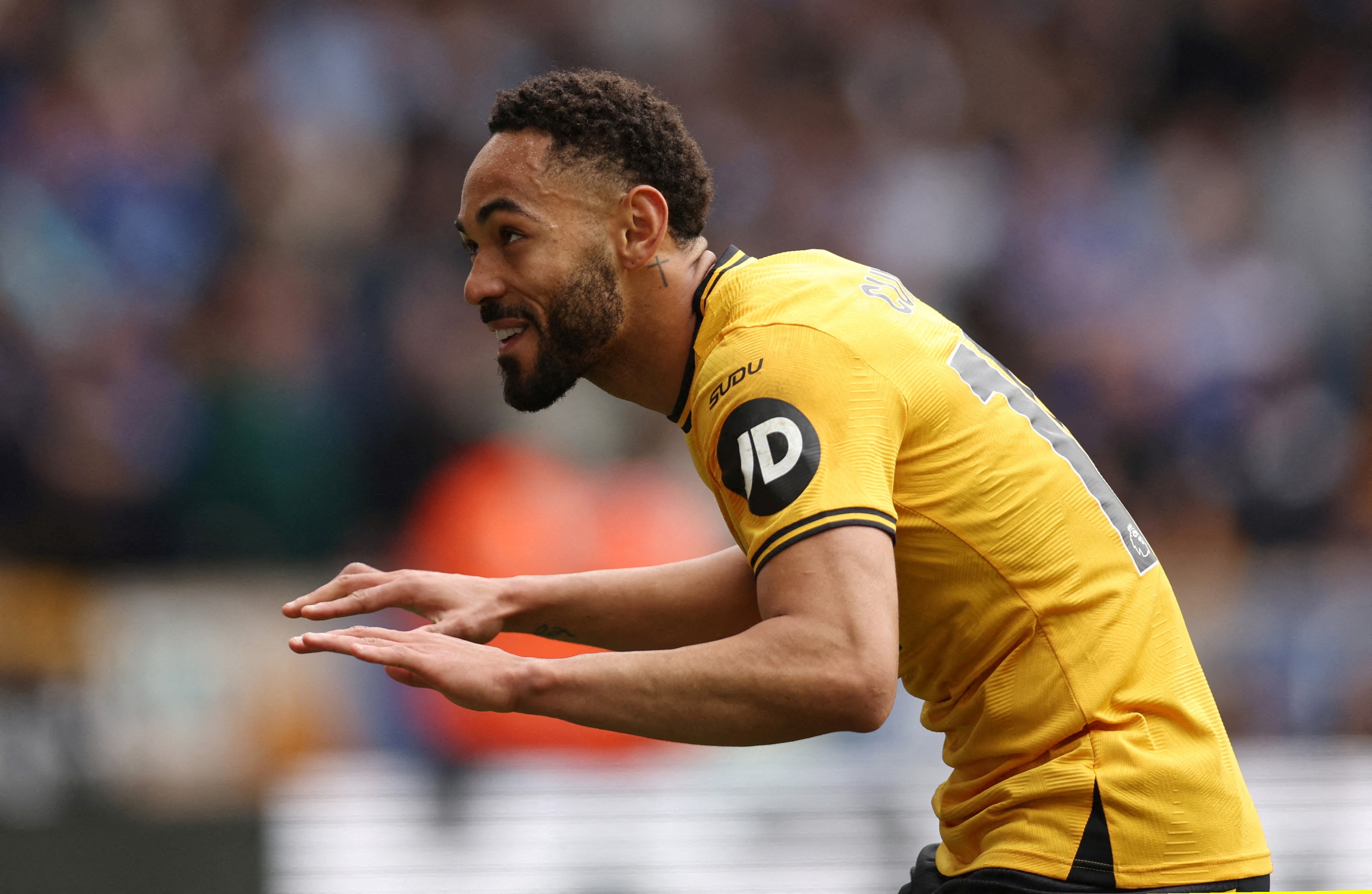 'Bom tan' 62,5 trieu bang la canh bac cam xuc cua MU? hinh anh