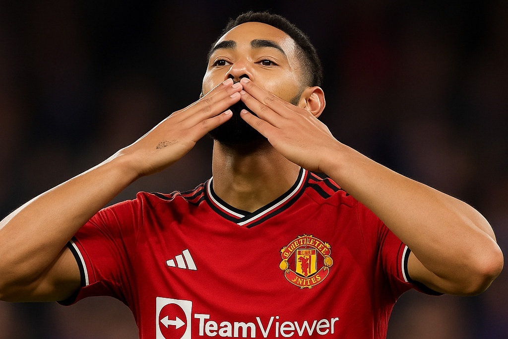 Cunha la cu danh bat ngo tu MU hinh anh