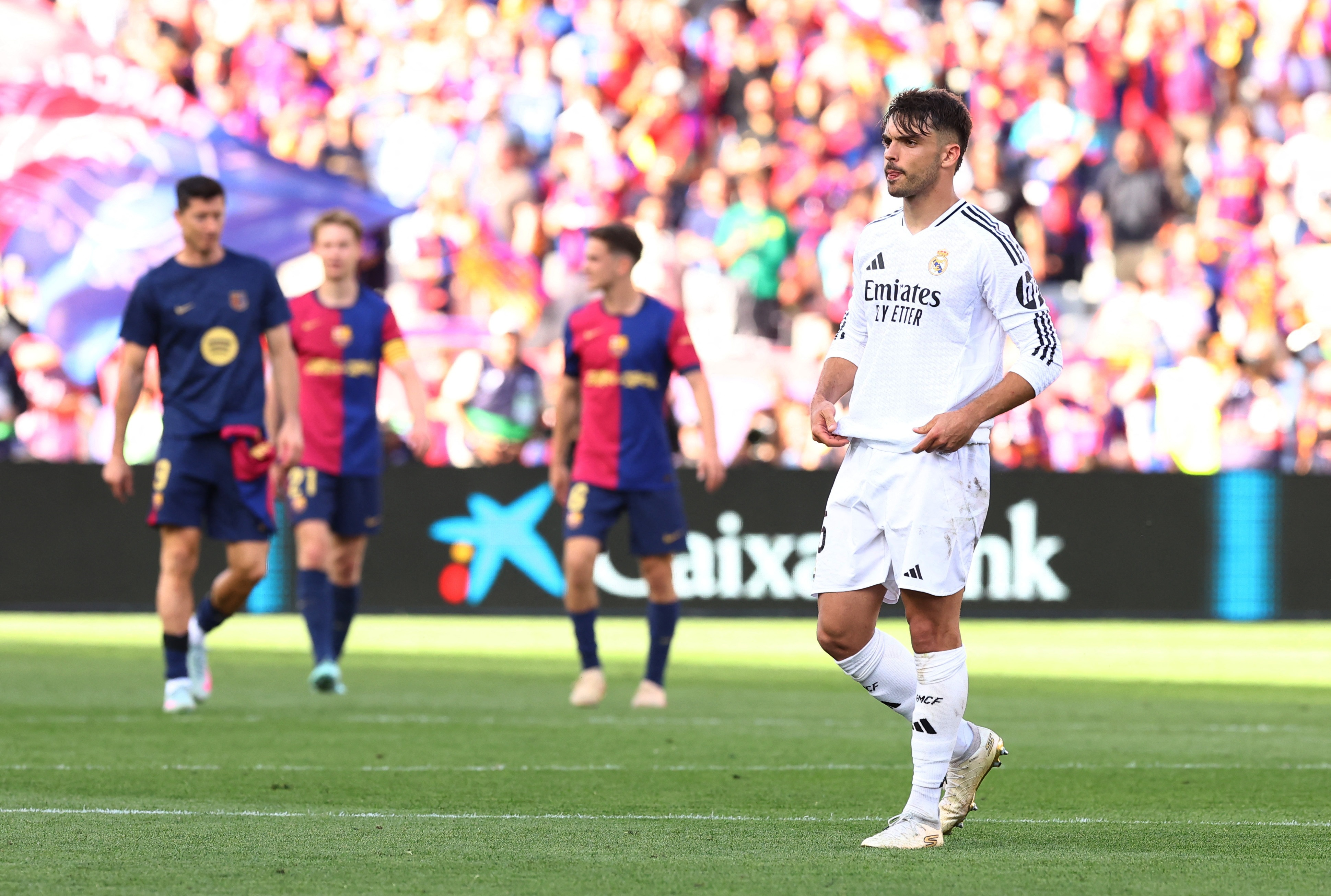 Trung ve Real Madrid doi mat an tu 4 nam hinh anh