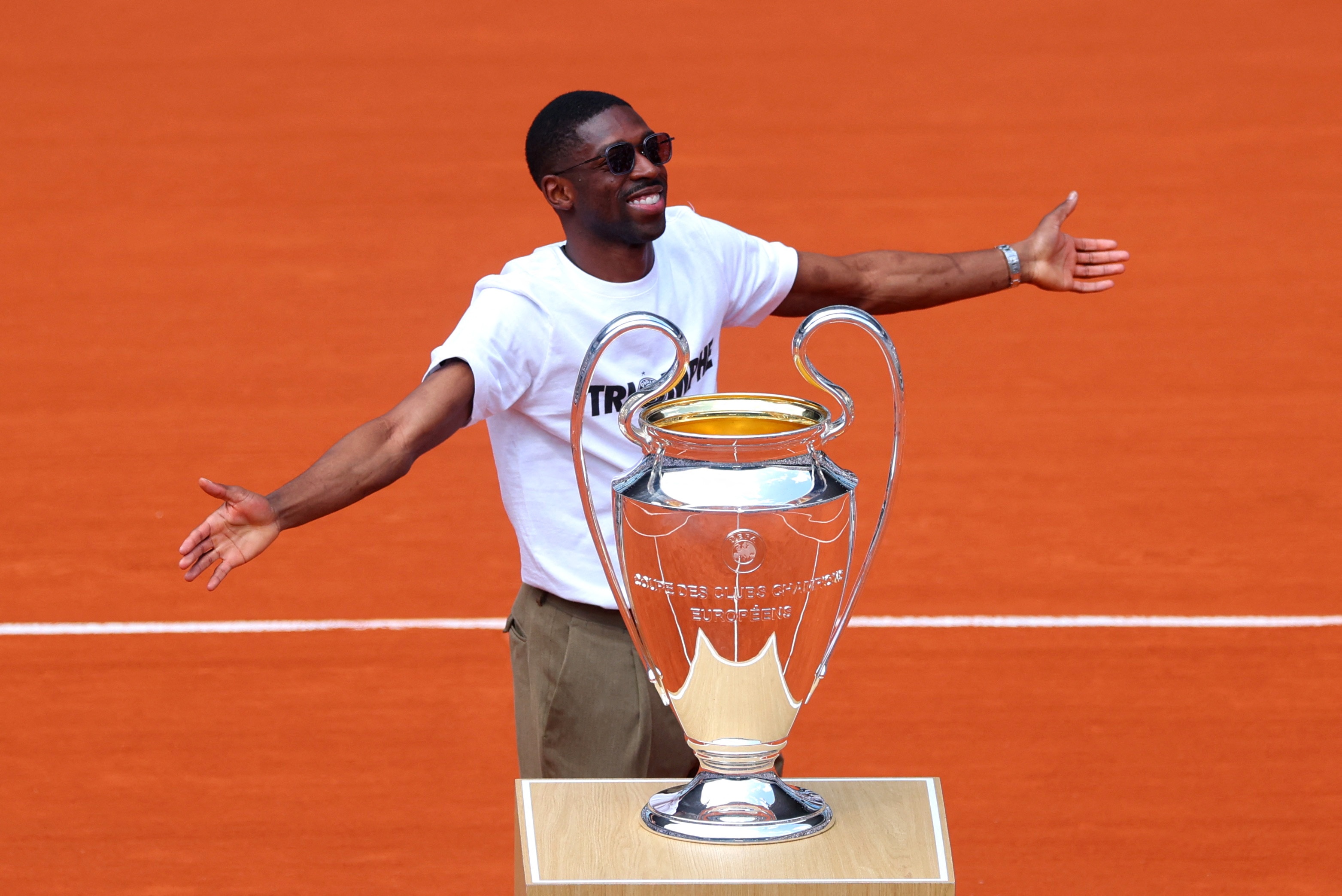 Stuttgart la noi dinh doat Qua bong Vang hinh anh