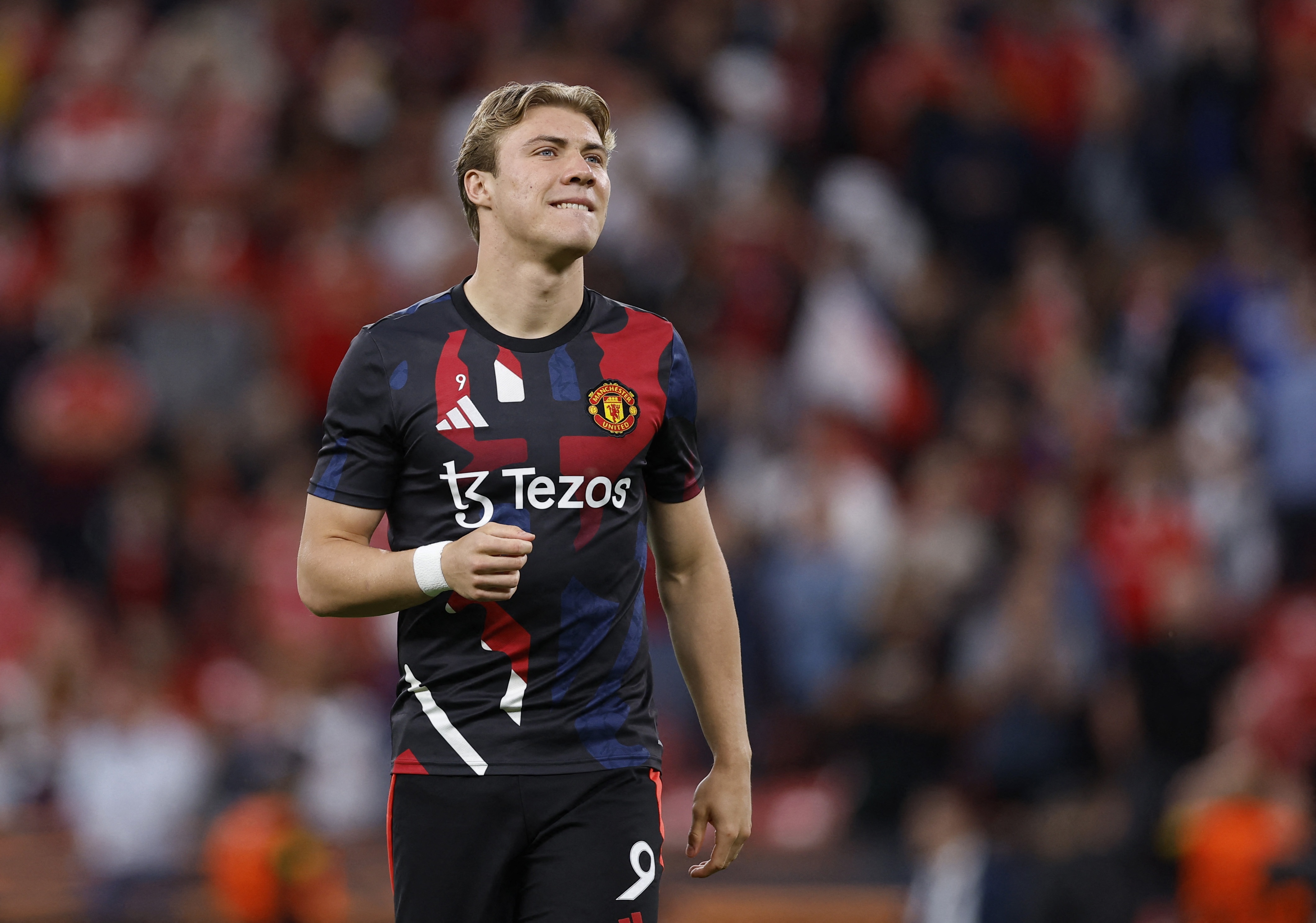 MU ra gia ban Højlund hinh anh