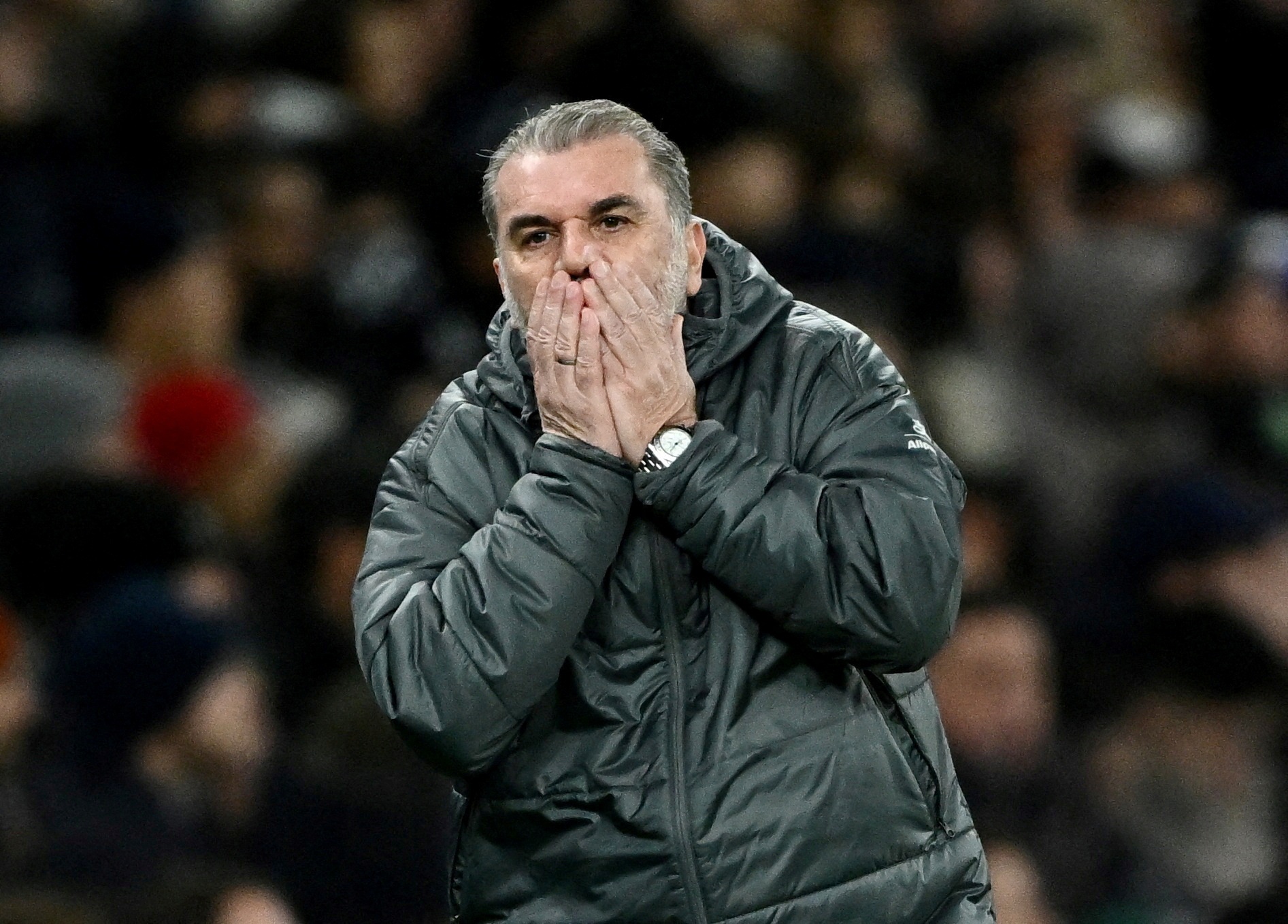 Tottenham qua tan nhan khi sa thai Postecoglou? hinh anh