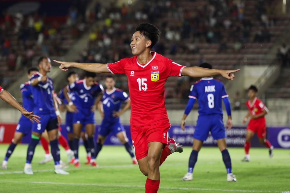 Sao goc Viet giup tuyen Lao ha Nepal hinh anh