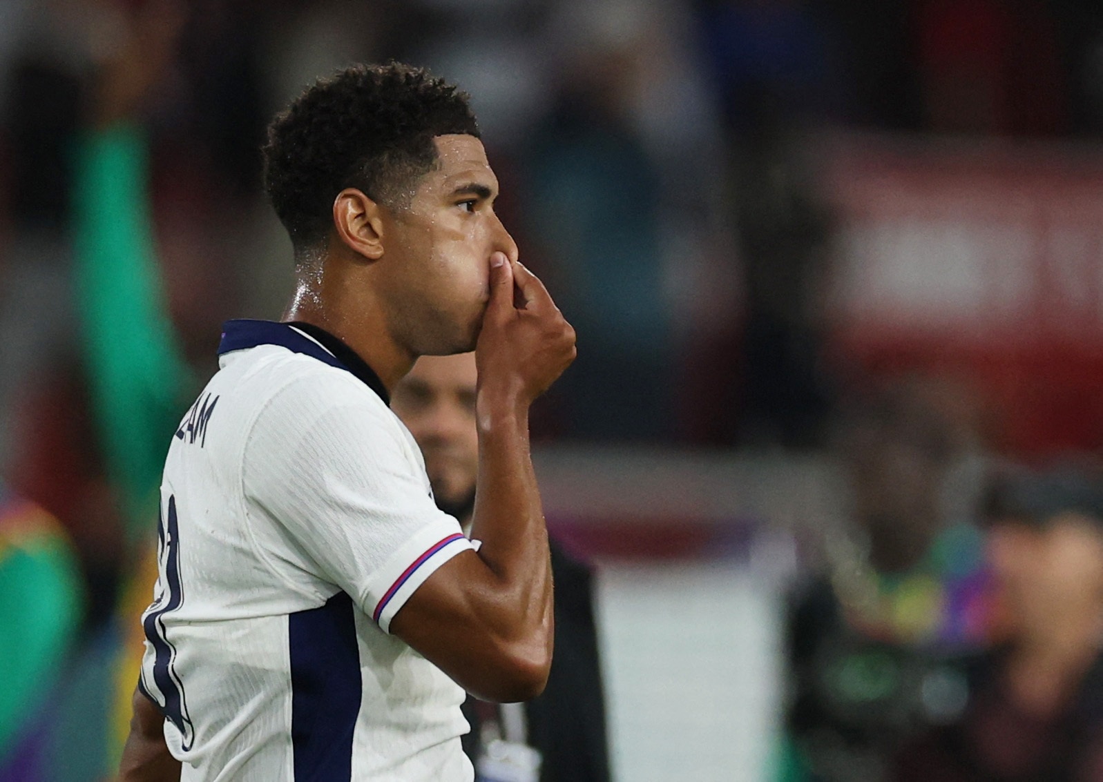 Tuchel tranh cai voi me ve Bellingham hinh anh