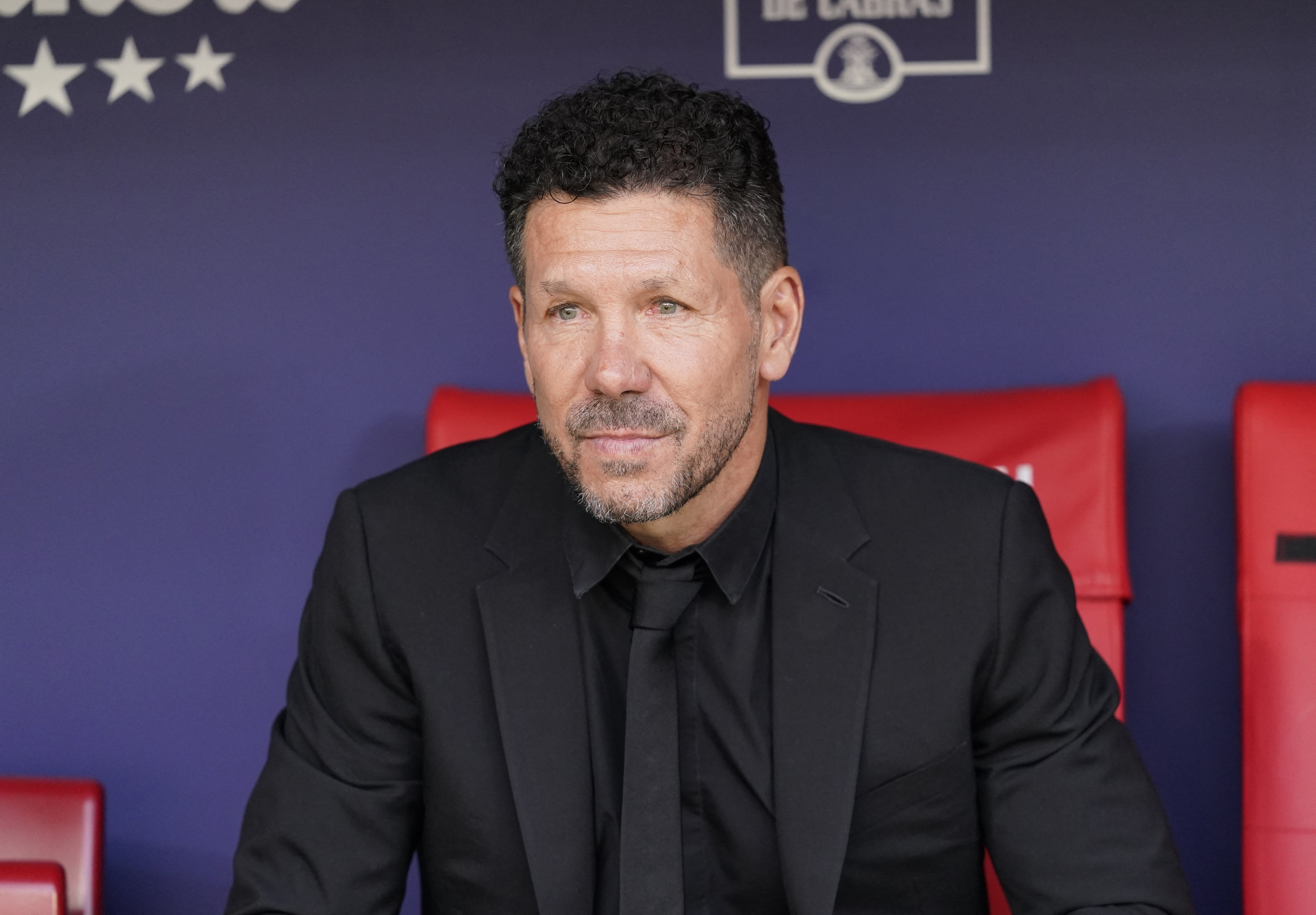 Simeone la ke gieo ac mong cho Luis Enrique hinh anh