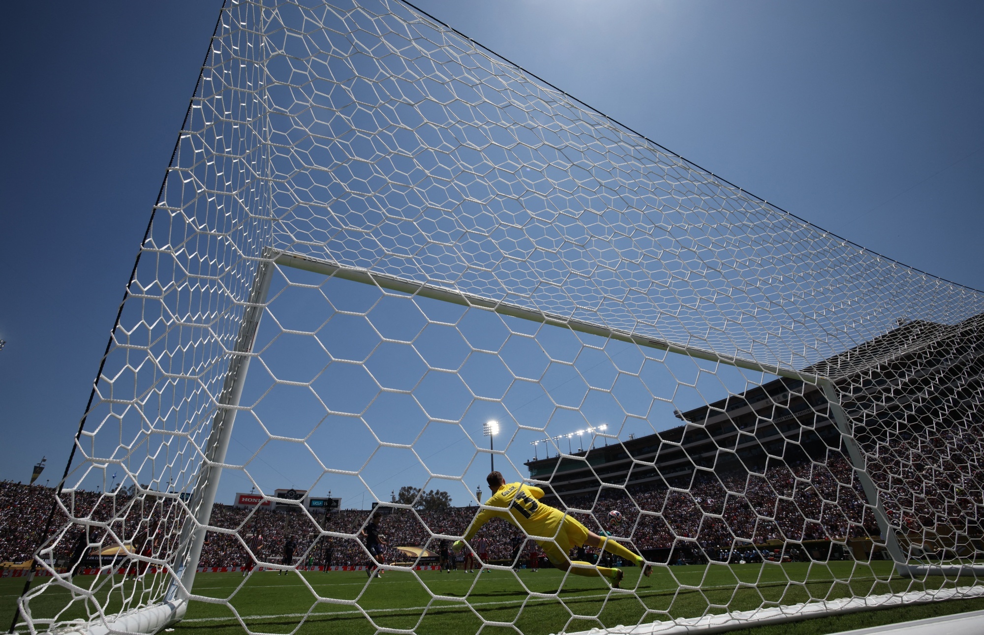 FIFA da dung hinh anh