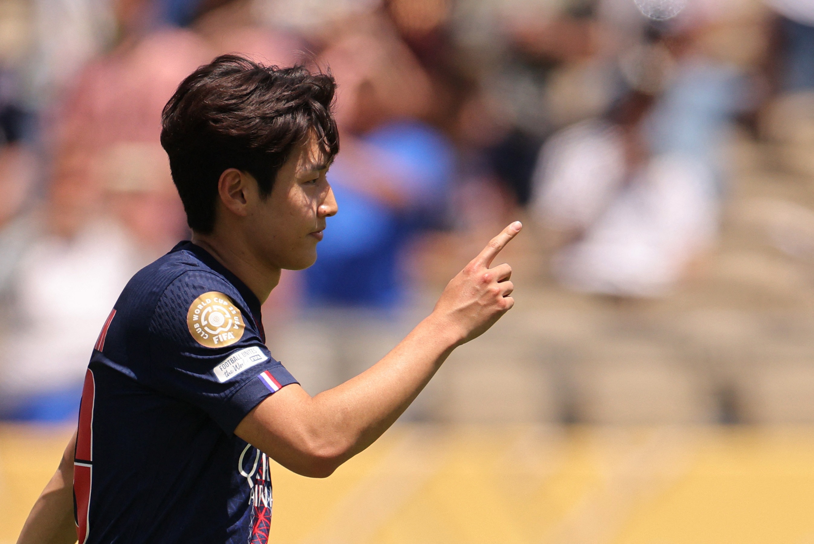 Lee Kang-in quyet den Premier League hinh anh