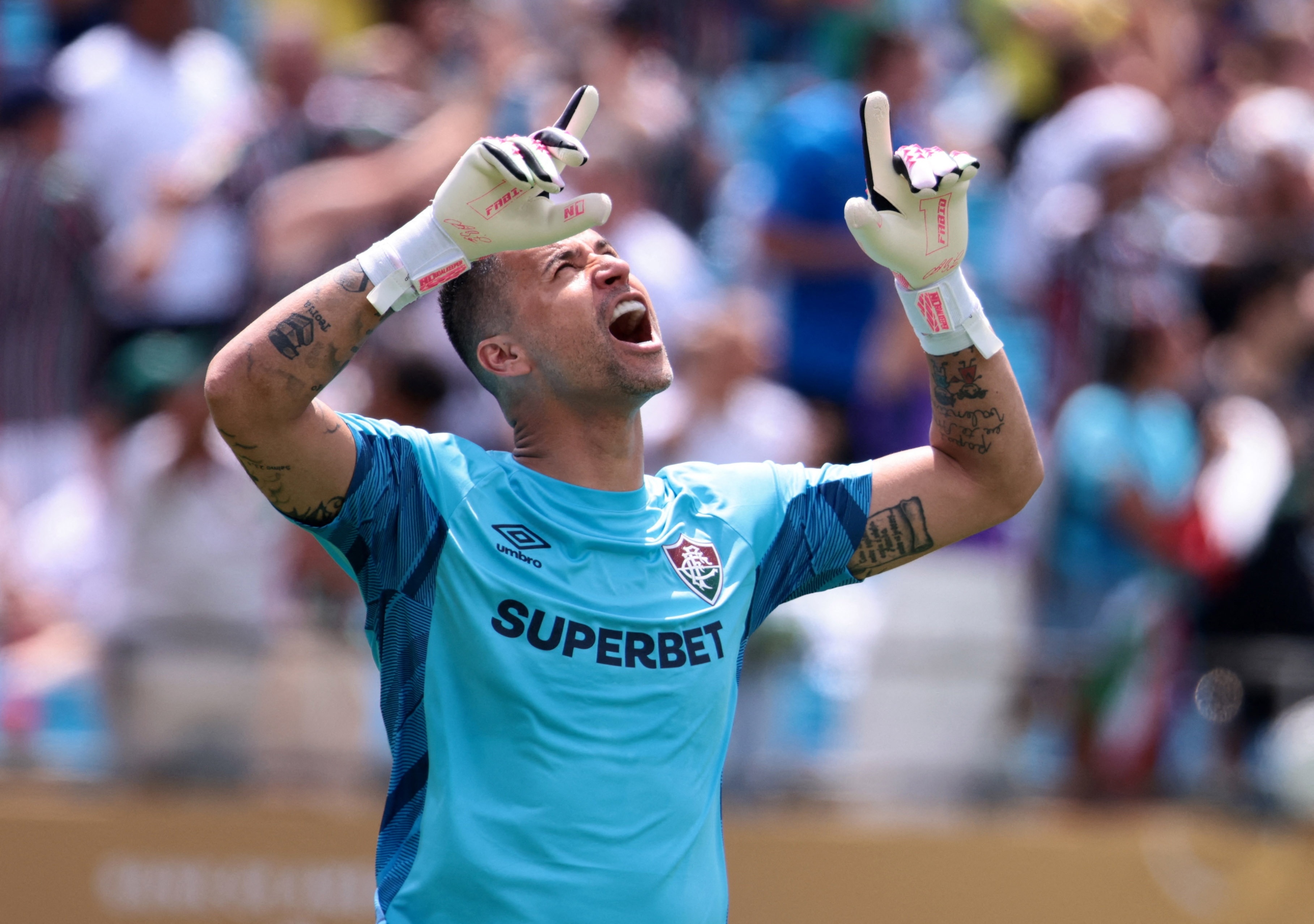 'Di nhan' 44 tuoi cua Fluminense am tham viet nen lich su hinh anh