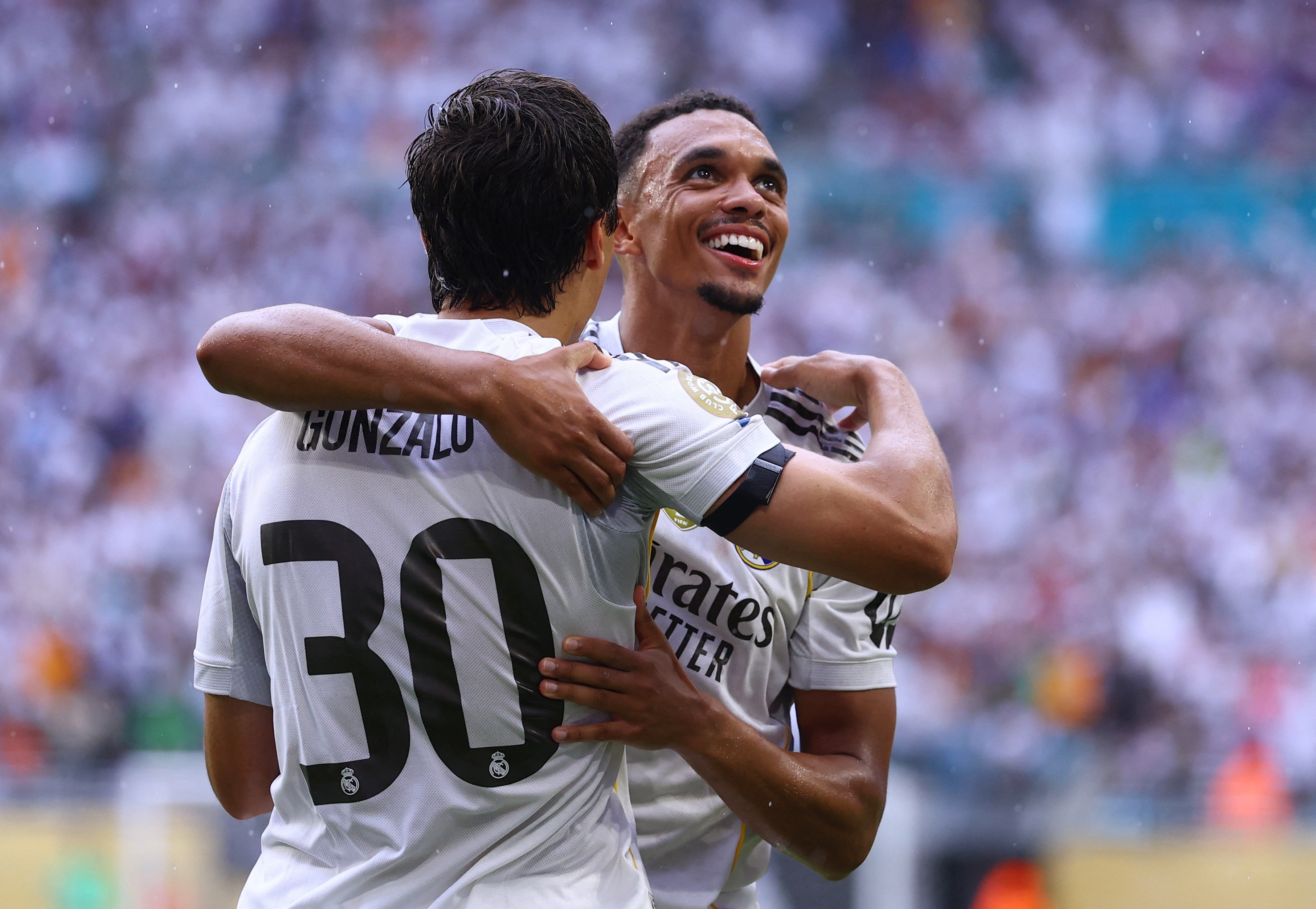 Lan dau tien cua Trent Alexander-Arnold hinh anh