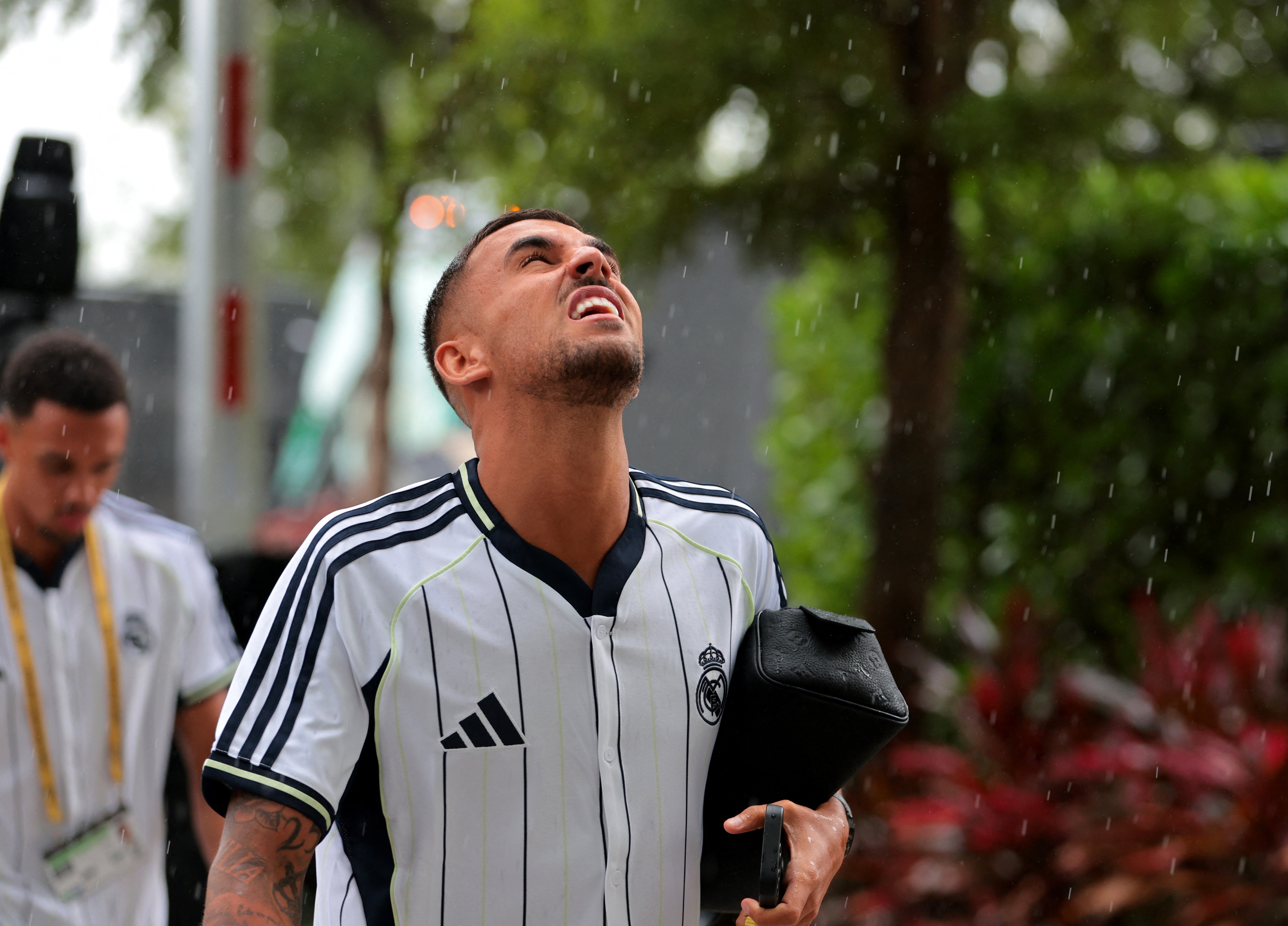 'Nan nhan' dau tien cua HLV Alonso tai Real hinh anh