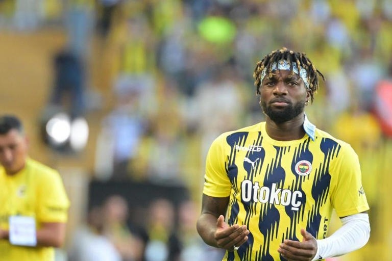 Tiet lo gay chan dong ve doi cua Mourinho hinh anh