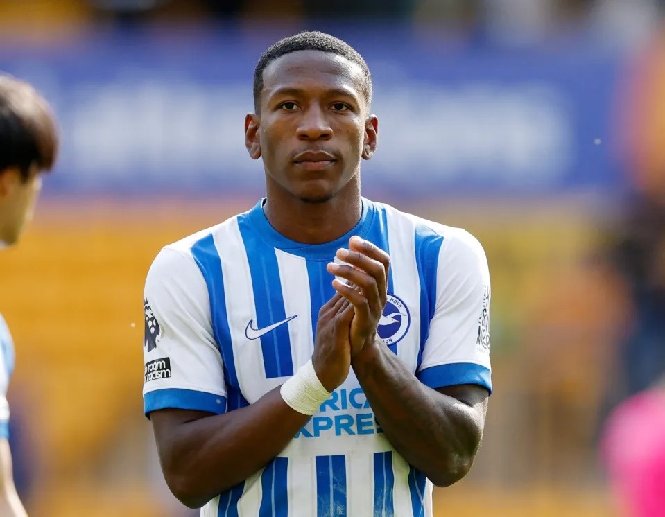 MU muon mua Estupinan hinh anh