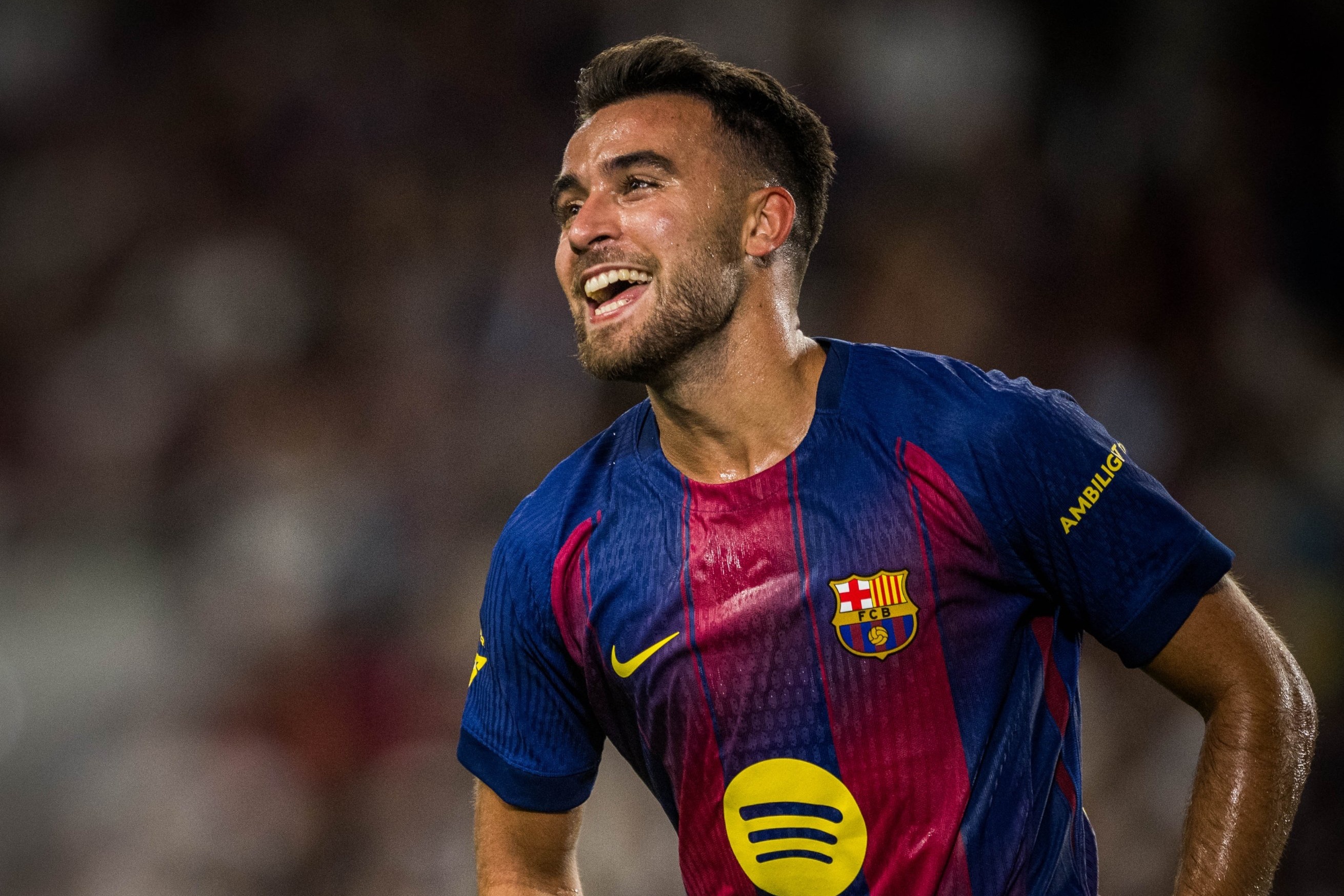 Barcelona dep mat nhung khan gia bi 'bo roi' hinh anh