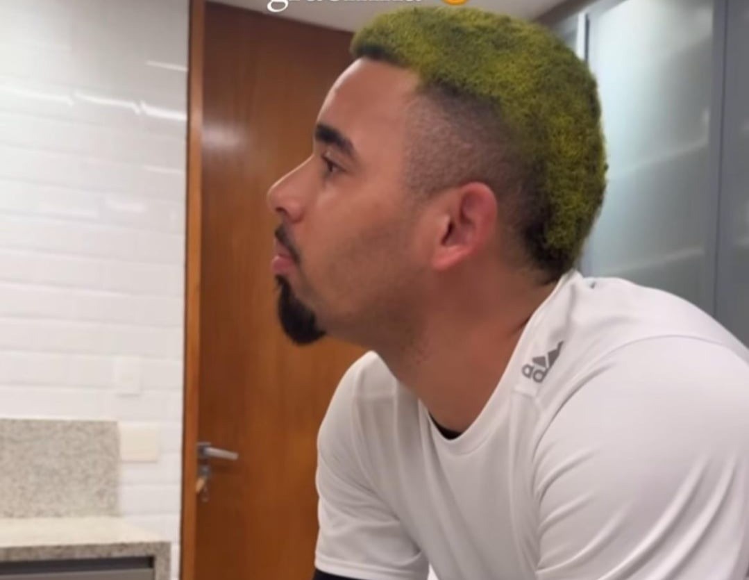 Dien mao khac la cua Gabriel Jesus hinh anh