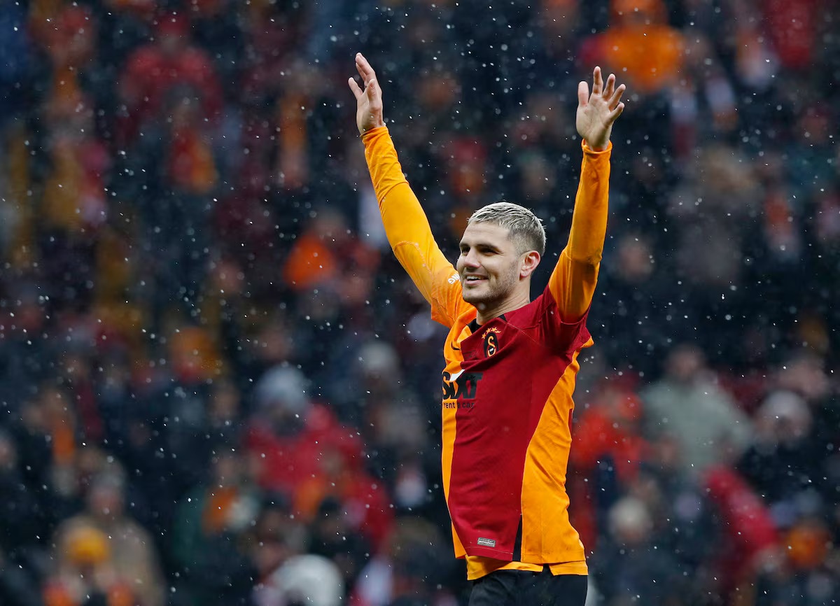 Su that kho tin ve Icardi o lo dao tao Barca hinh anh