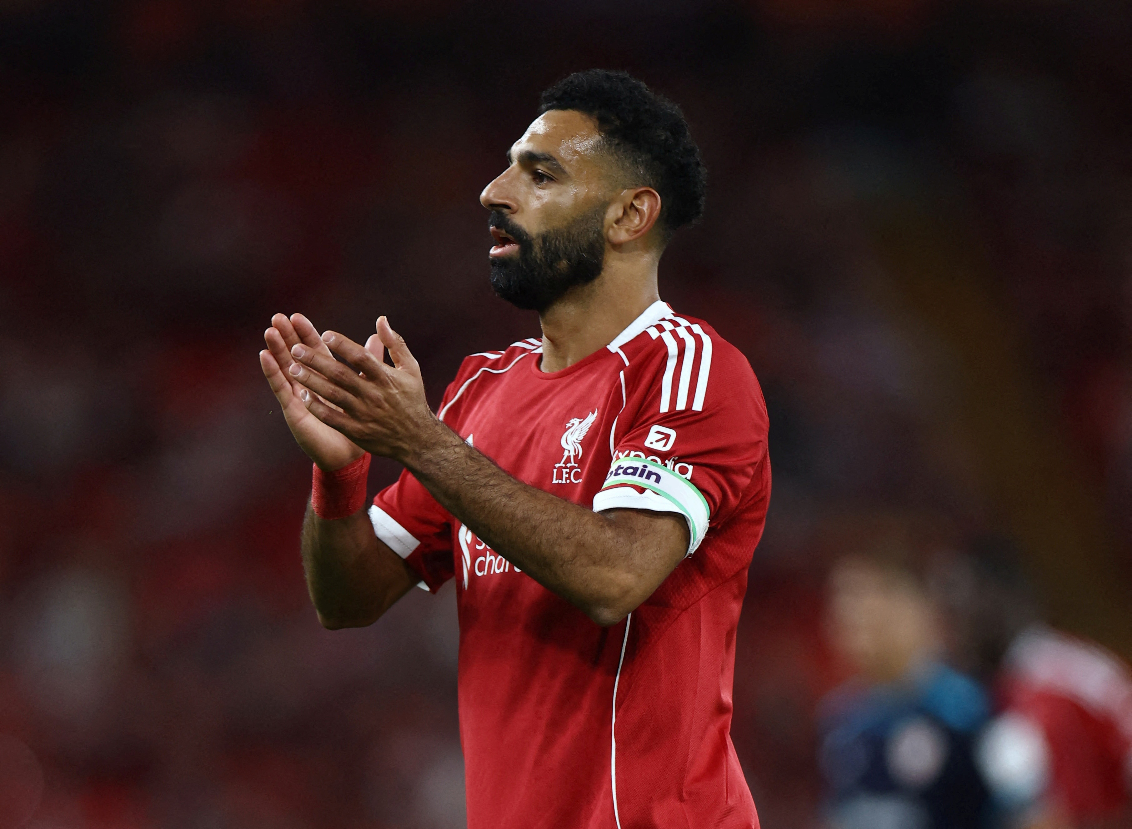 Salah chi trich UEFA hinh anh