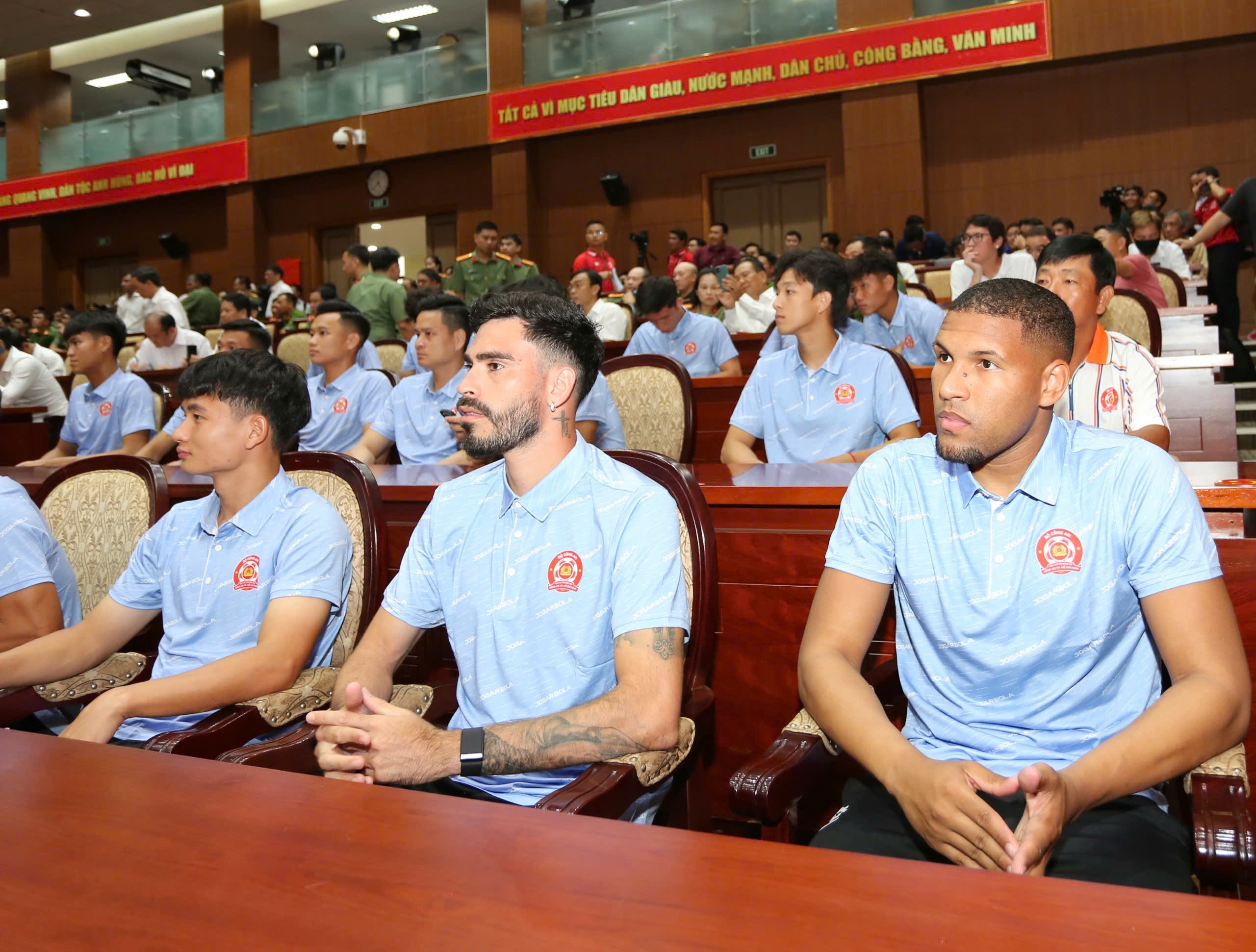 Cong an TP.HCM anh 1