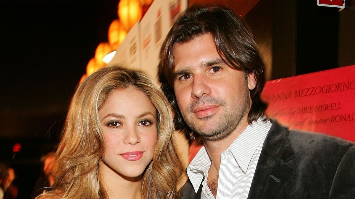 Shakira hen ho ban trai cu hinh anh