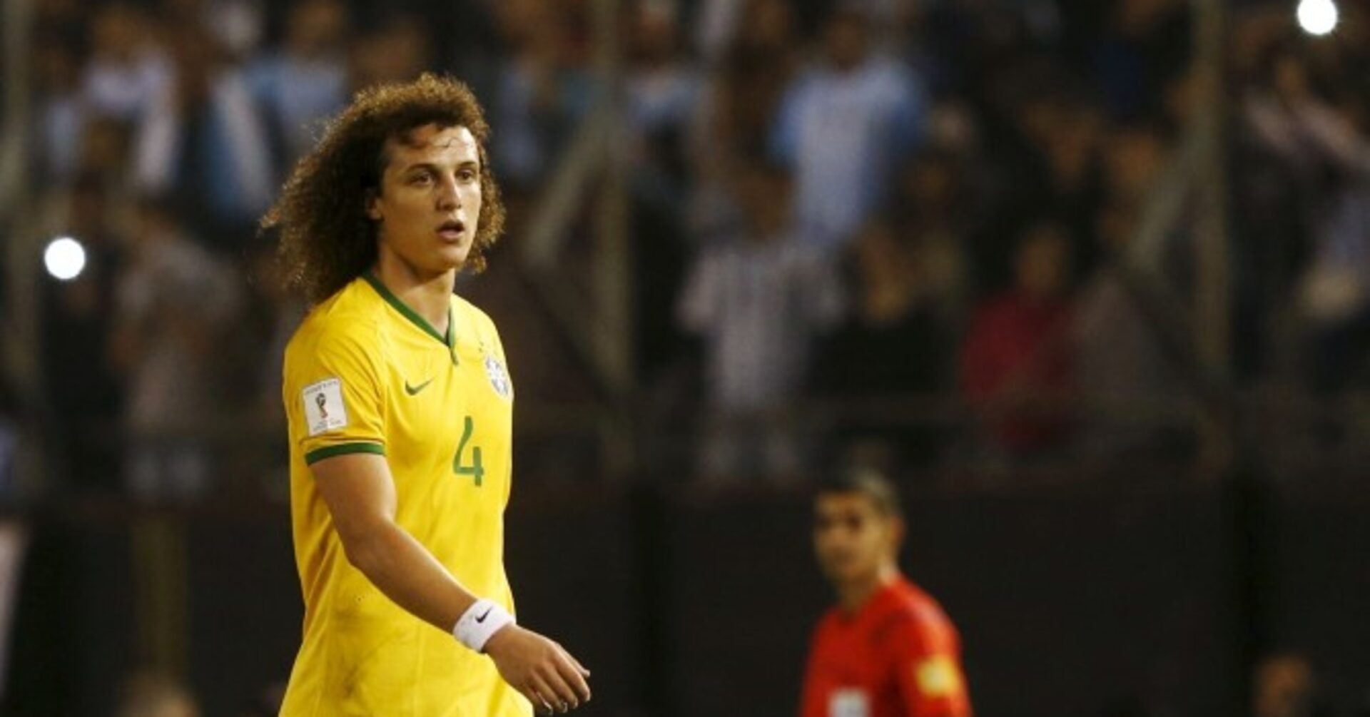 David Luiz bi to doa giet phu nu hinh anh
