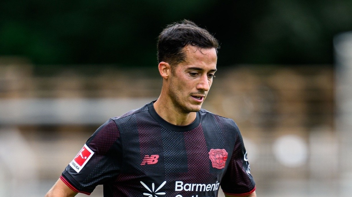 Ten Hag bi sa thai, Leverkusen lap tuc tim lai niem vui hinh anh