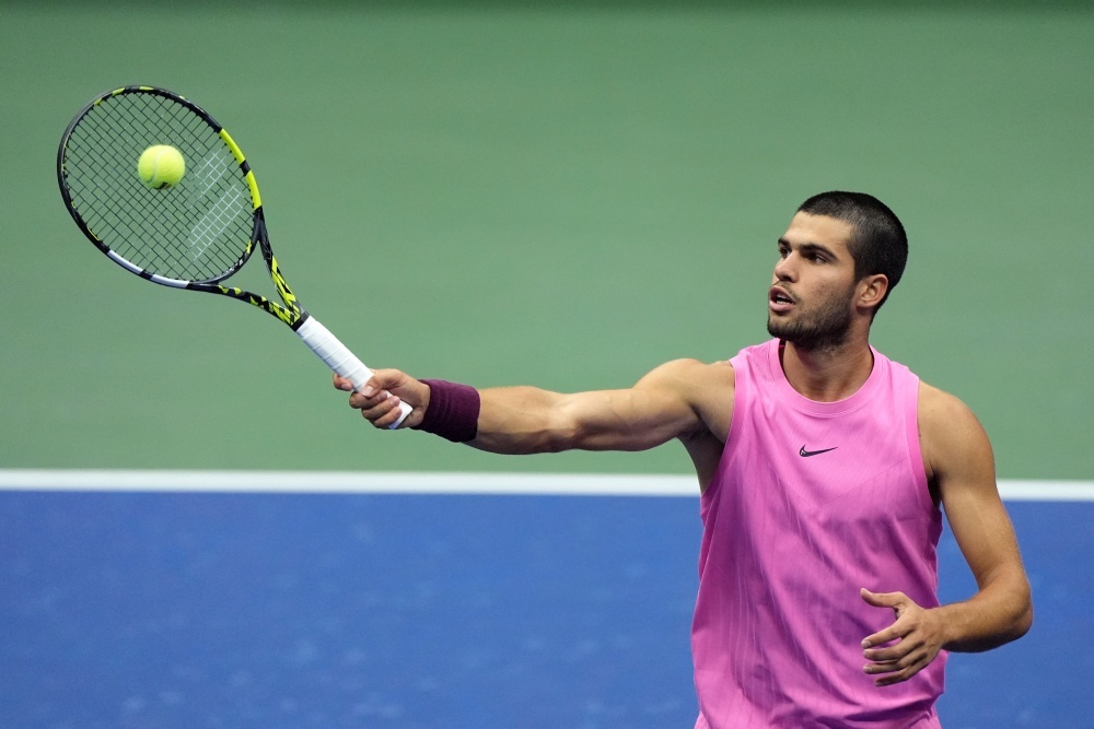 Carlos Alcaraz qua gioi hinh anh