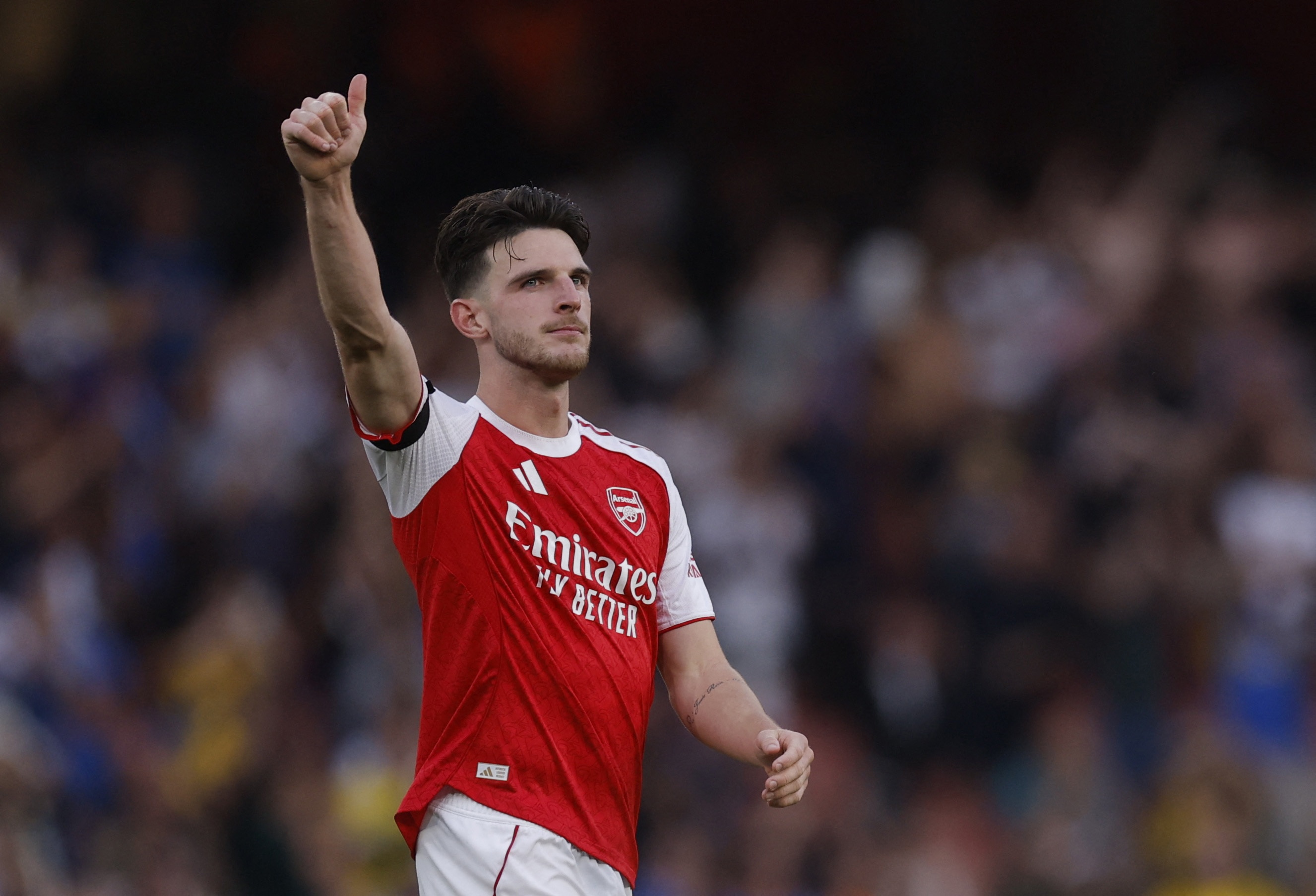 Rice dan dat Arsenal, de lai khoang trong am anh MU hinh anh