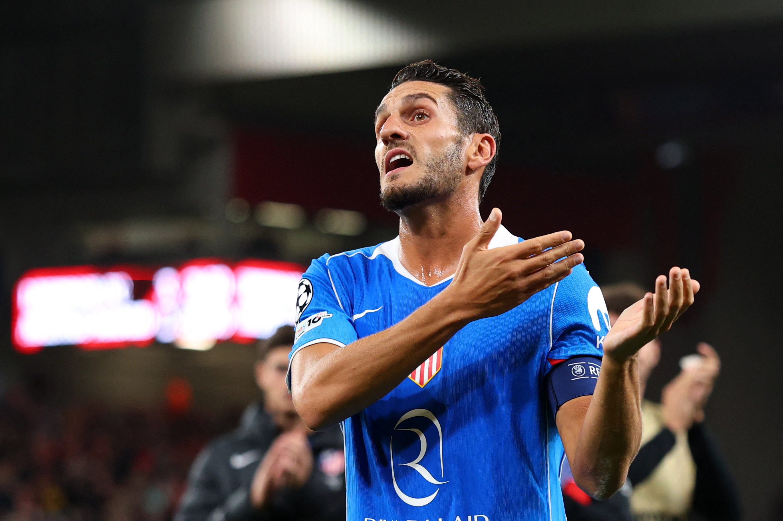 Hang thu lech nhip khien Atletico sup do hinh anh