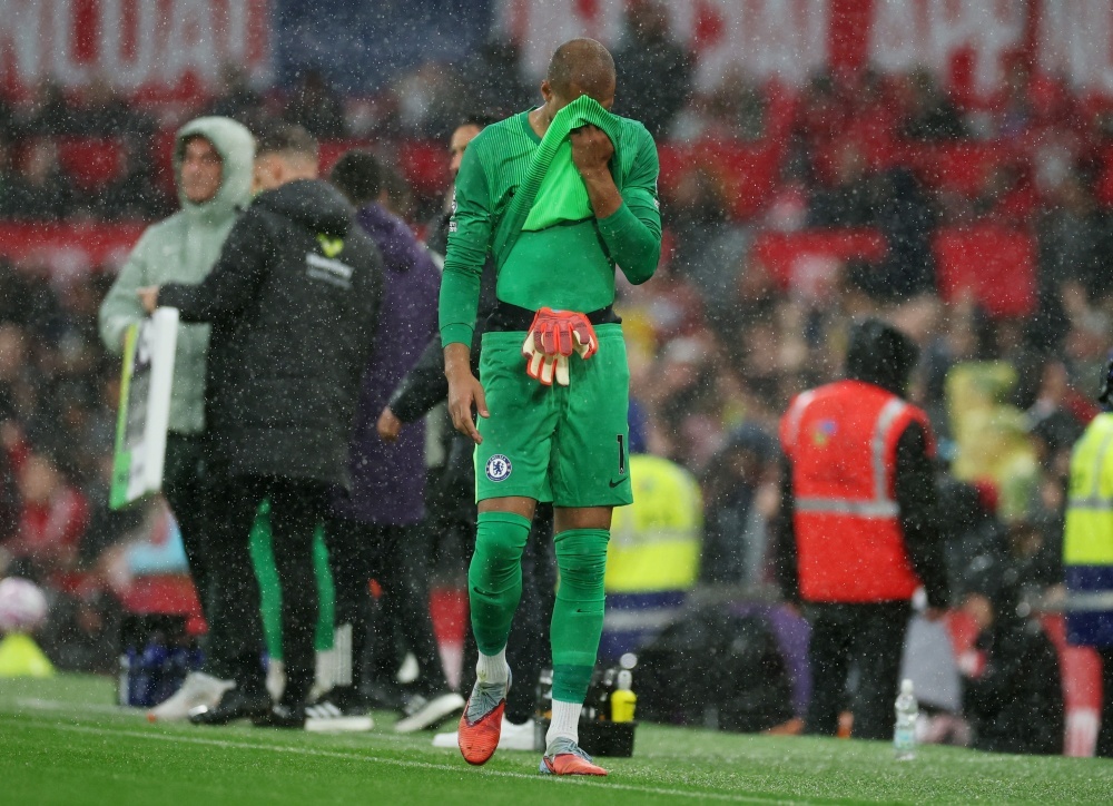 Khong the tha thu cho Robert Sanchez hinh anh