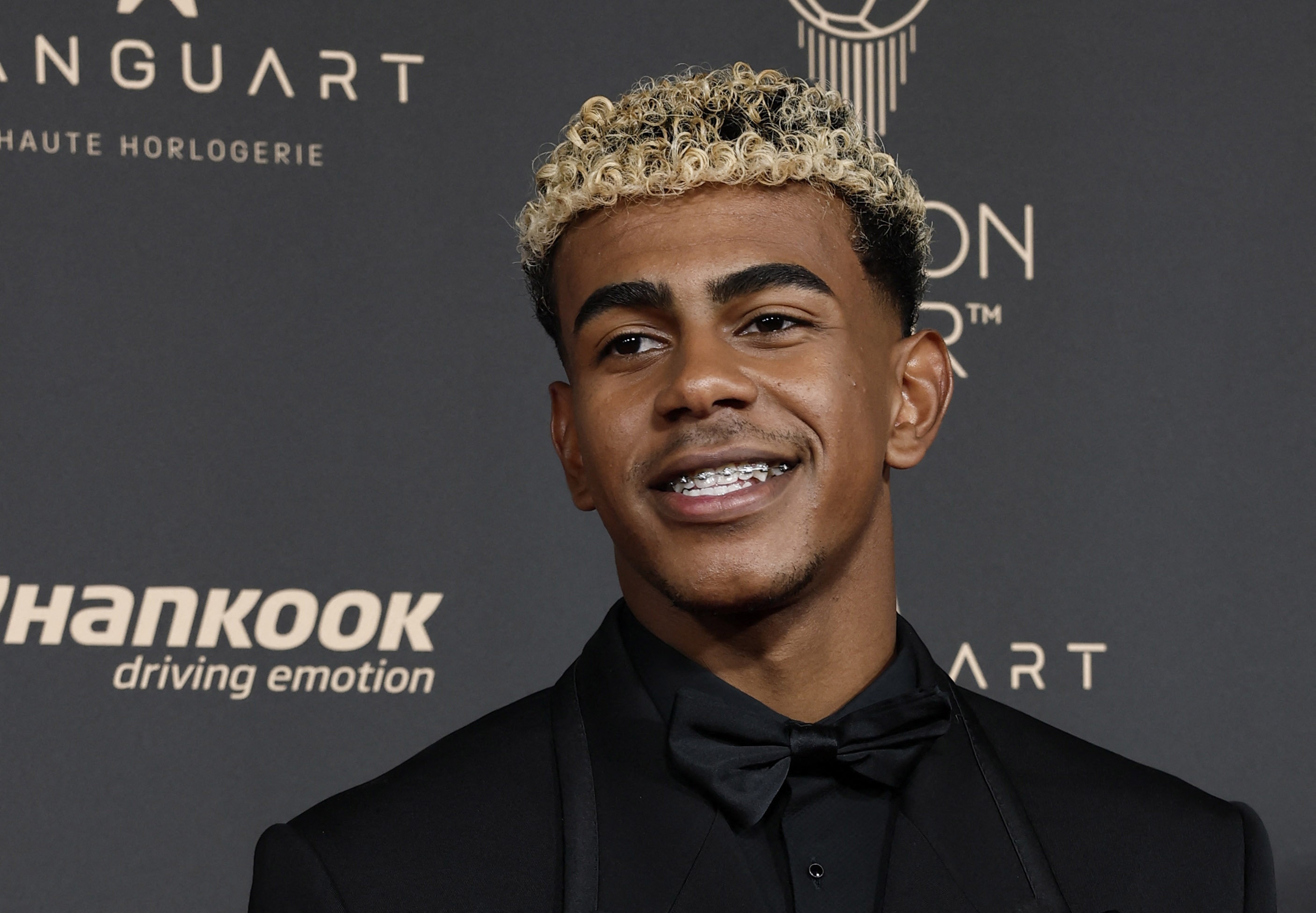 Qua bong vang 2025 da sai? hinh anh