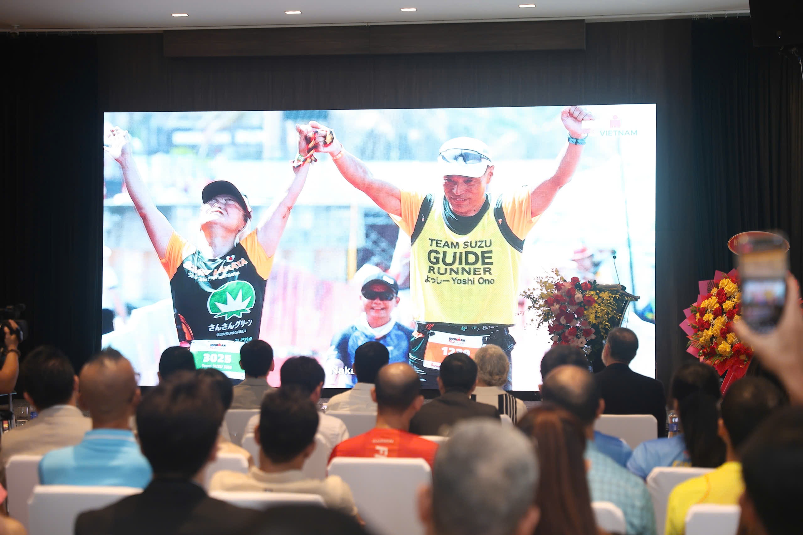 Viet Nam lan dau dang cai IRONMAN cu ly toan phan tai Da Nang hinh anh