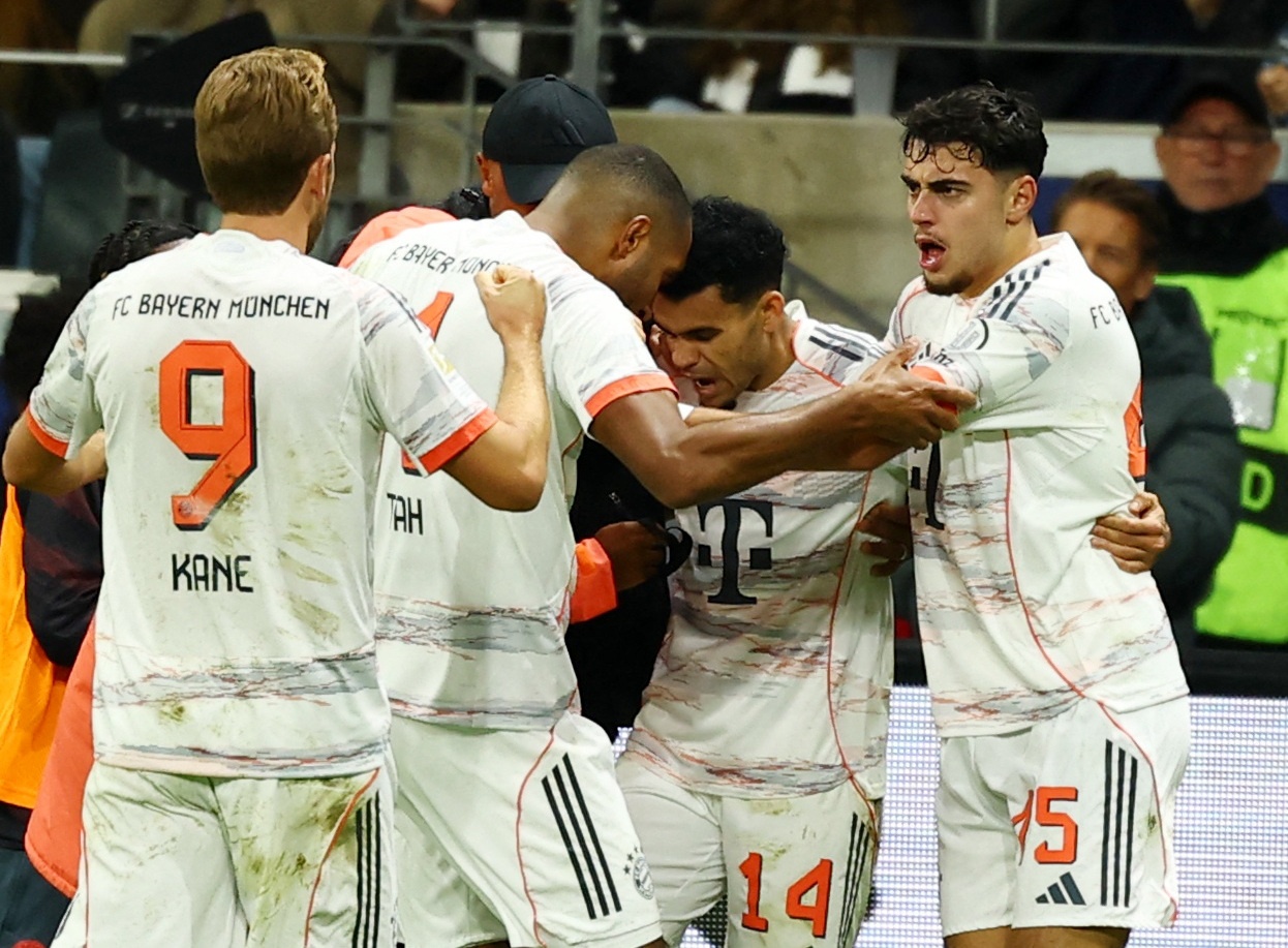 Bayern lam nen lich su hinh anh