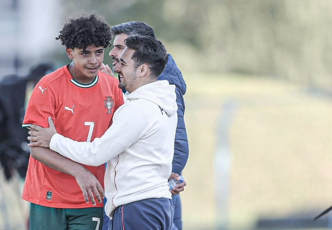 Ronaldo Jr danh dau buoc ngoat lon su nghiep hinh anh