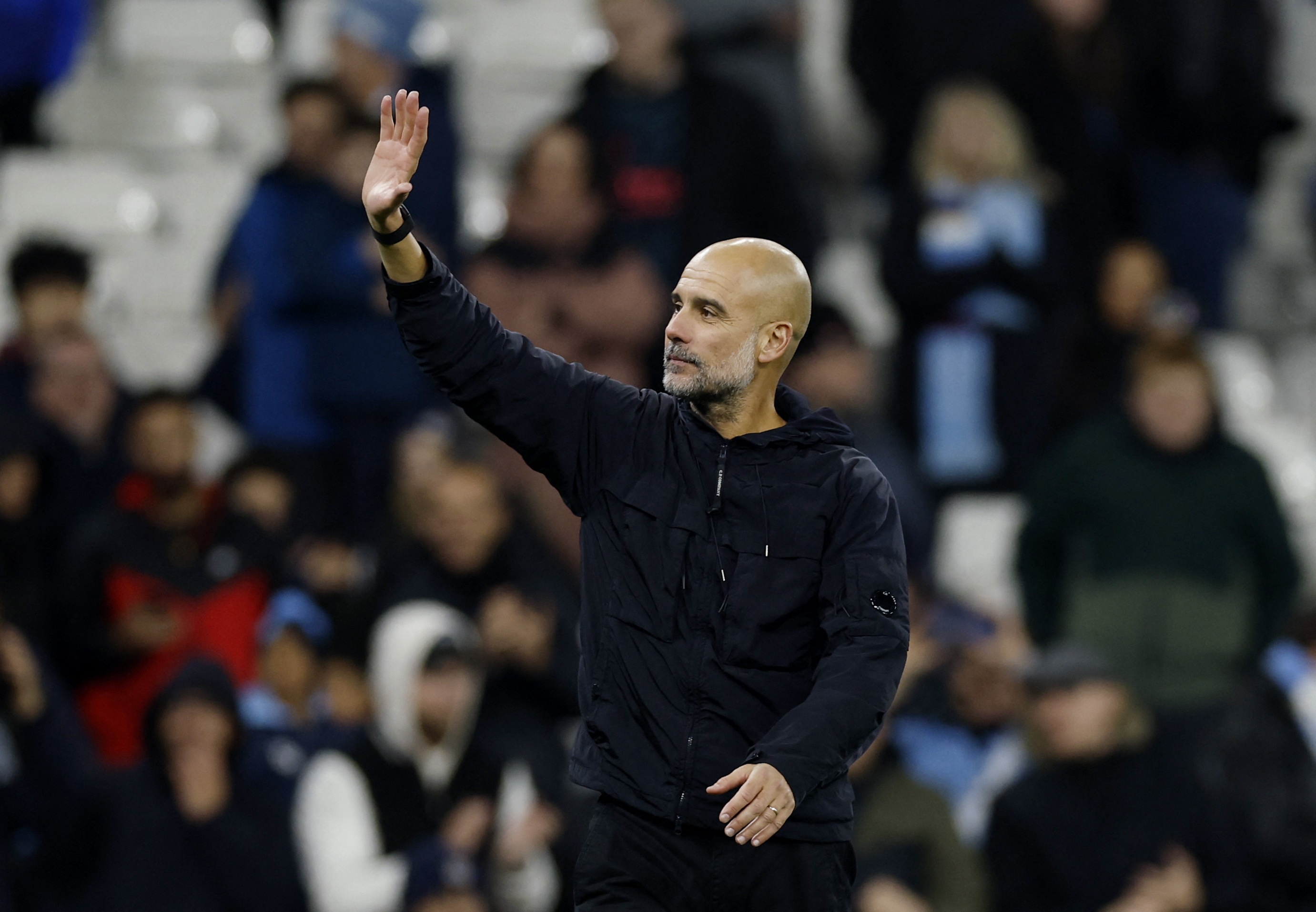 Guardiola thay doi de song sot hinh anh