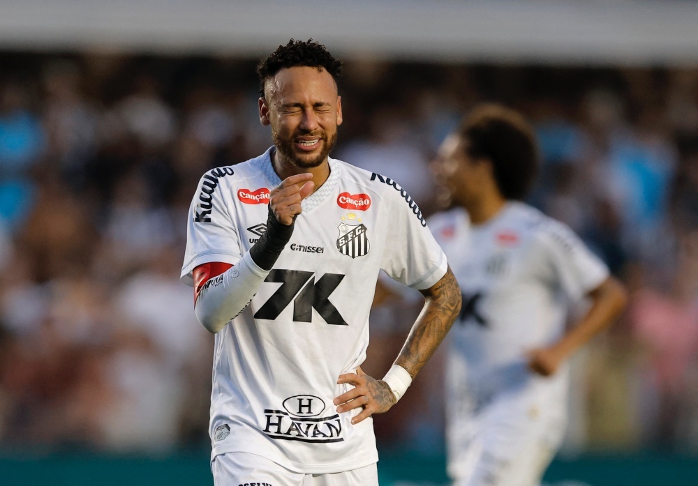 Canh cua World Cup dang khep lai voi Neymar hinh anh