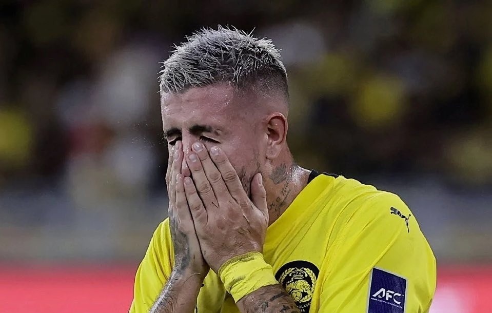 Dau cham het cho cau thu nhap tich Malaysia hinh anh