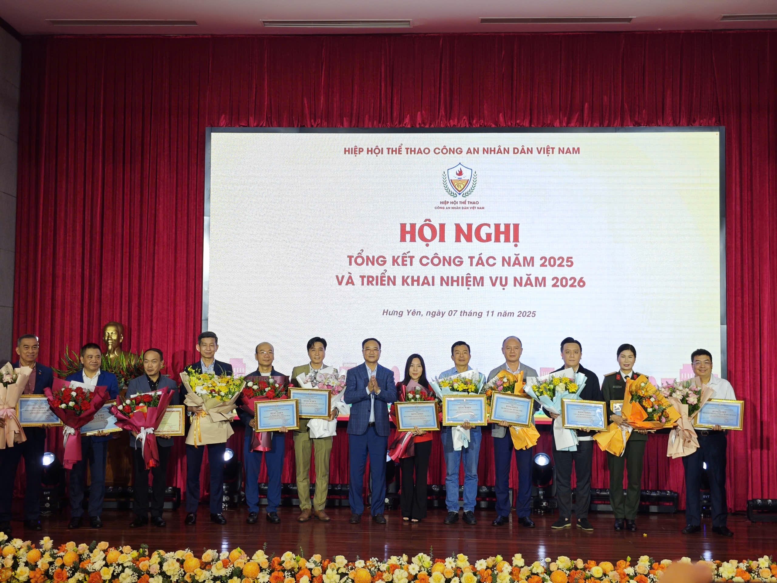 The thao CAND vuon tam moi hinh anh