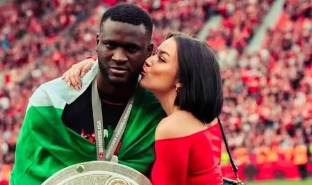 Nha vo dich Bundesliga bi ban gai bo vi de me giu tien hinh anh