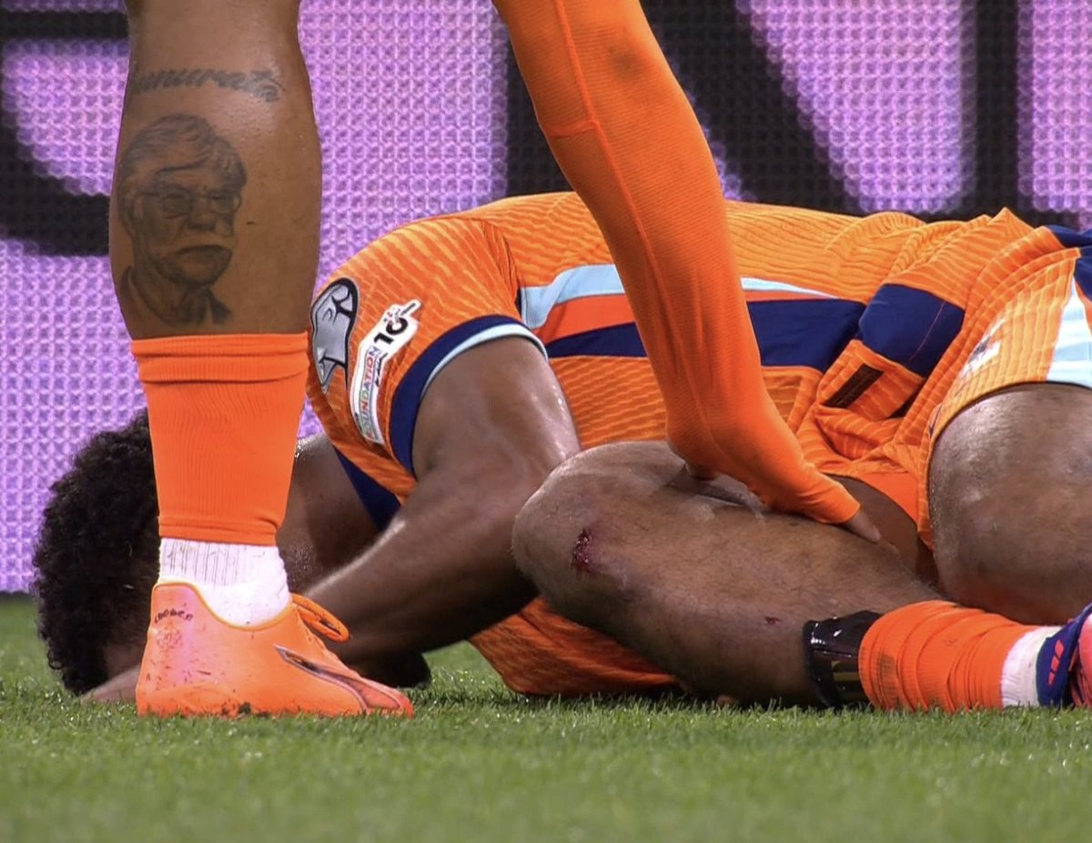 Arsenal gap tham hoa nhan su hinh anh