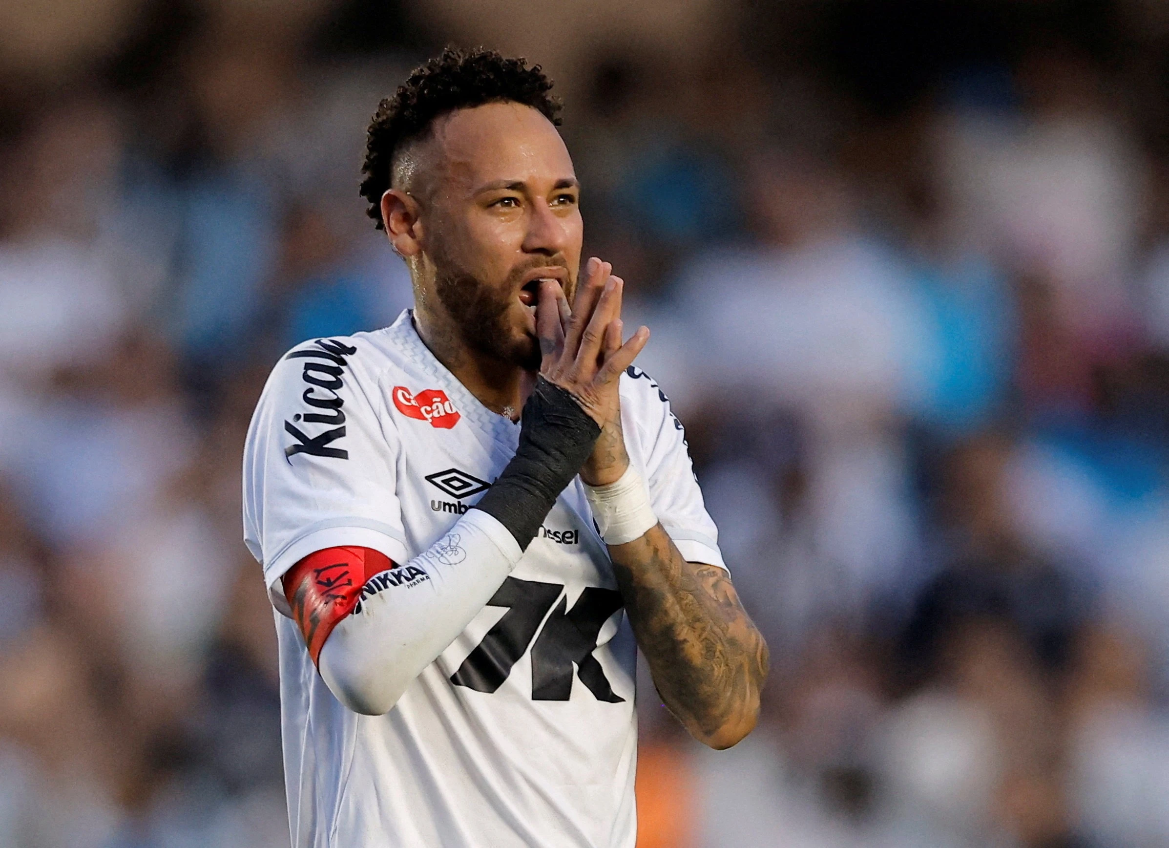 Tinh the dao nguoc voi Neymar hinh anh